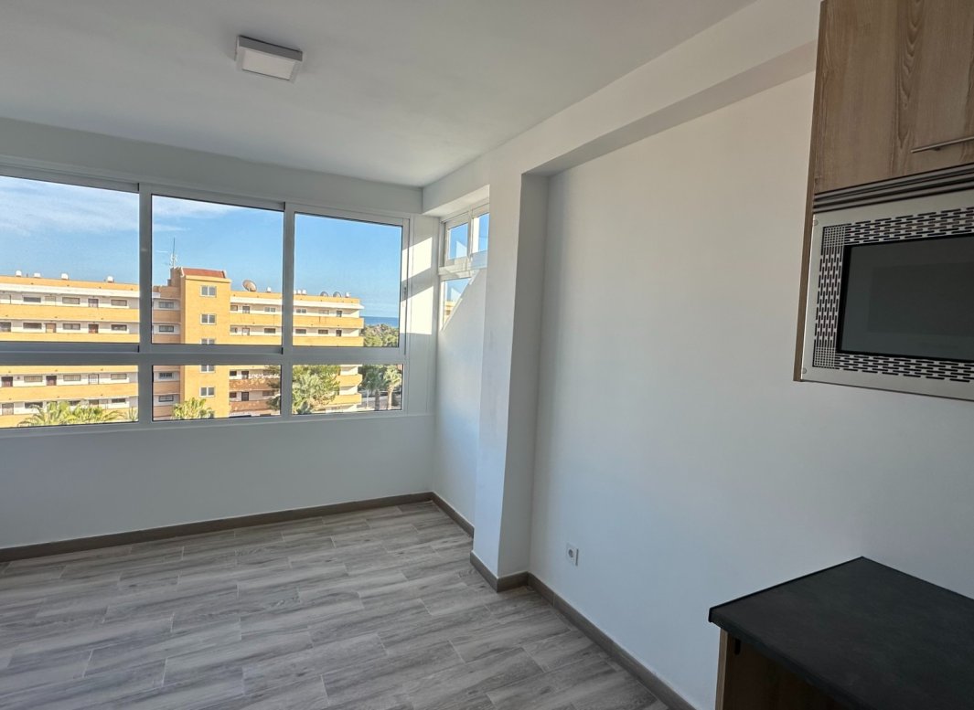 Resale - Apartment / flat -
Guardamar del Segura - Pinomar