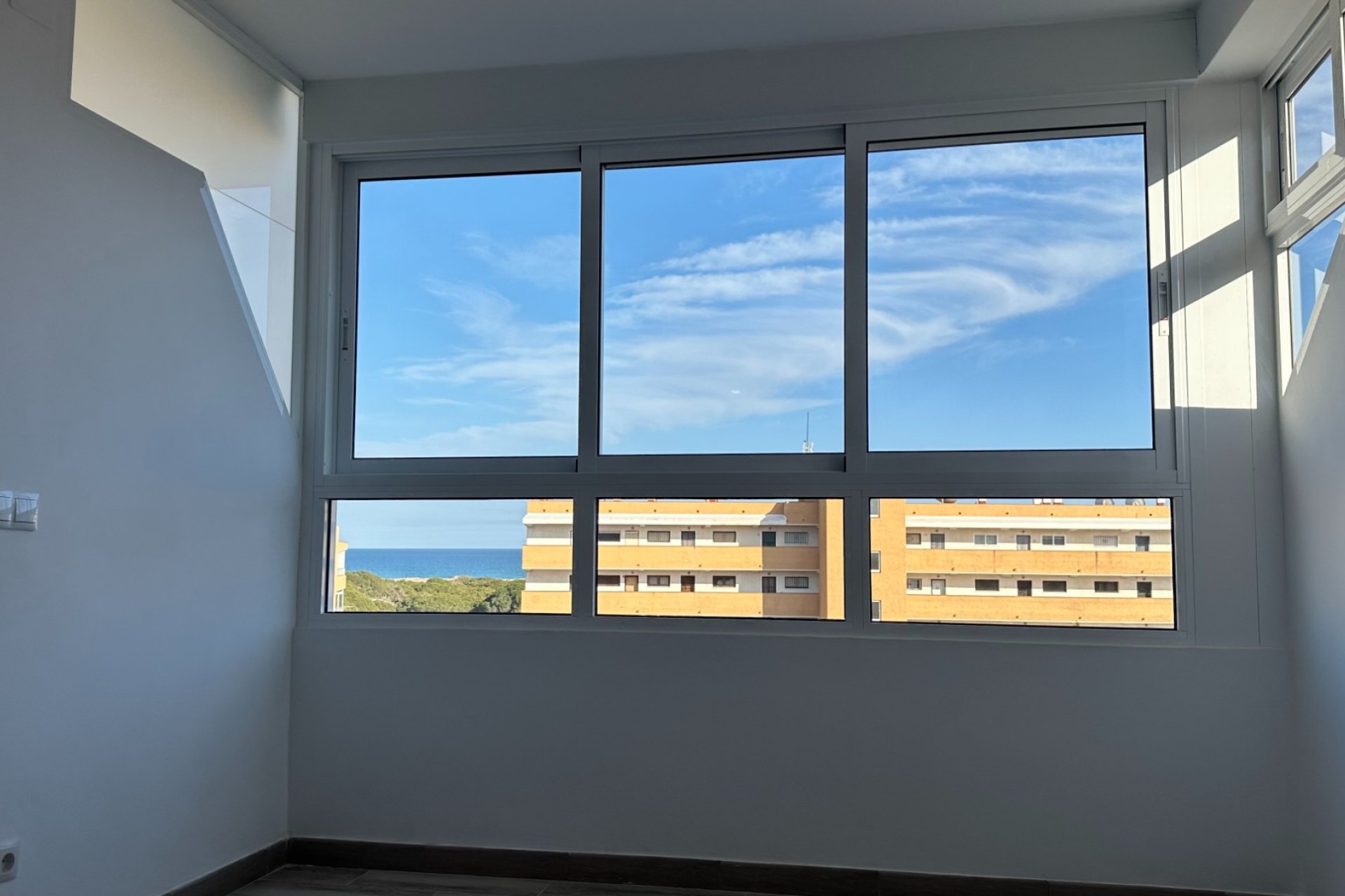 Resale - Apartment / flat -
Guardamar del Segura - Pinomar