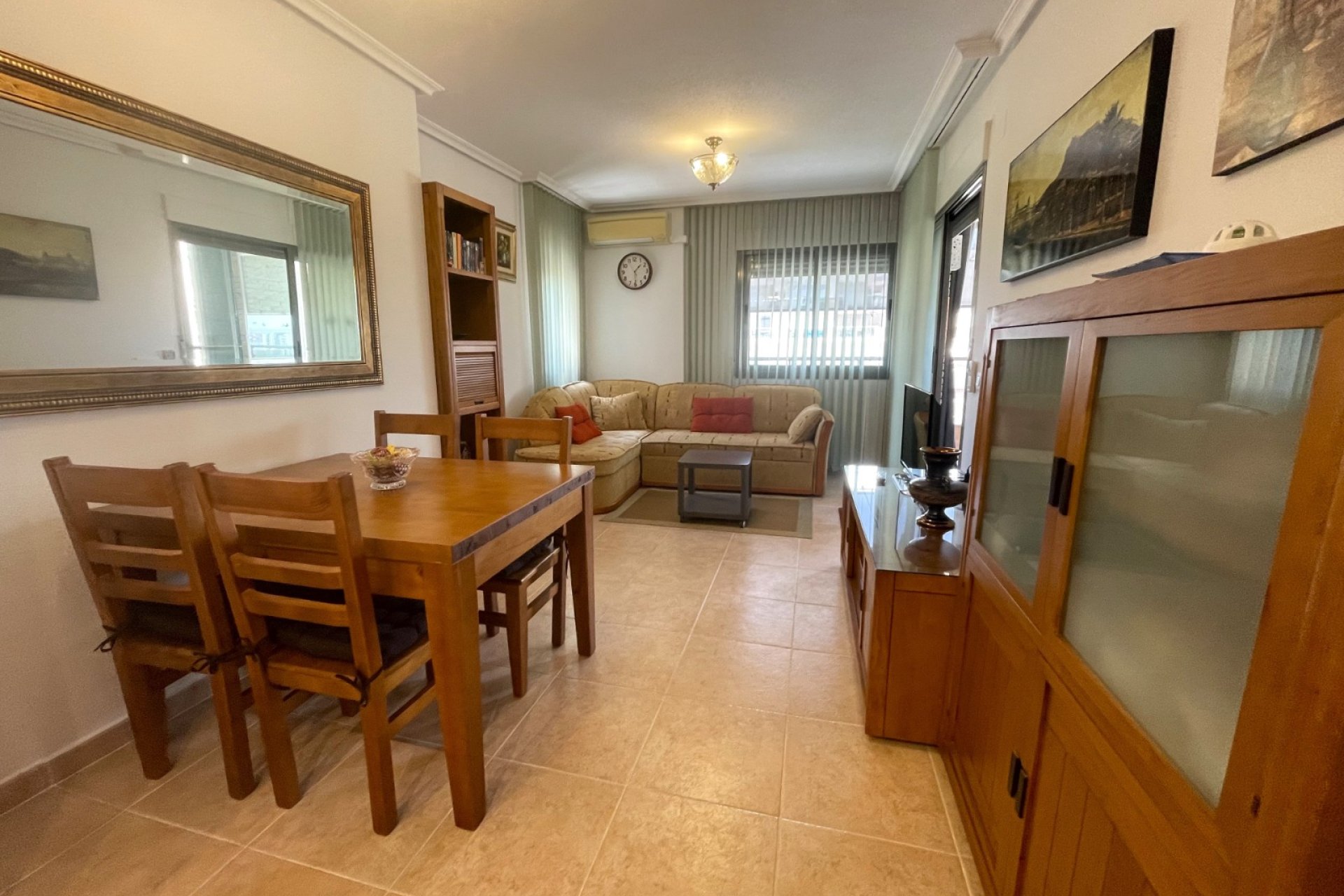 Resale - Apartment / flat -
Guardamar del Segura - Puerto Deportivo