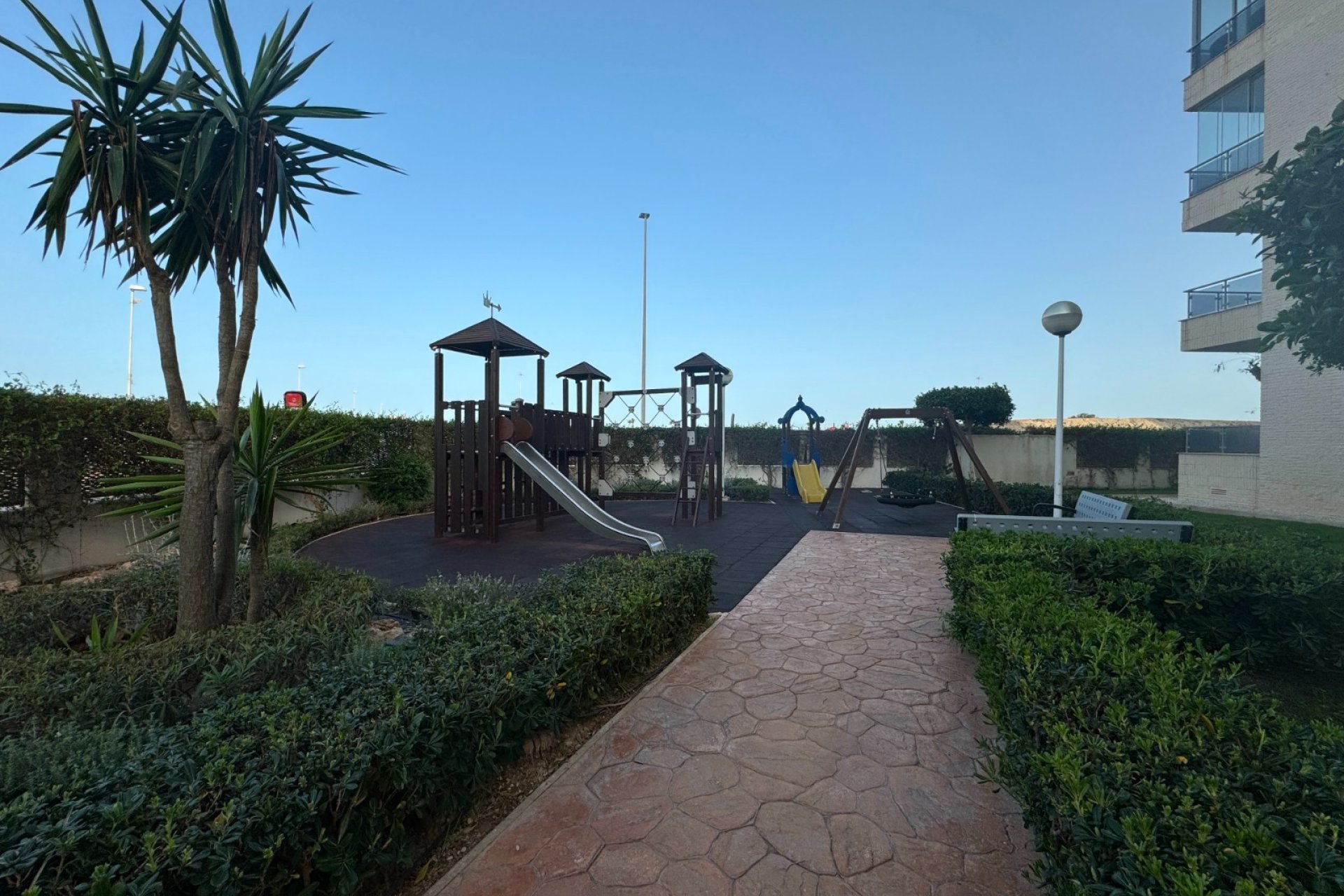 Resale - Apartment / flat -
Guardamar del Segura - Puerto Deportivo