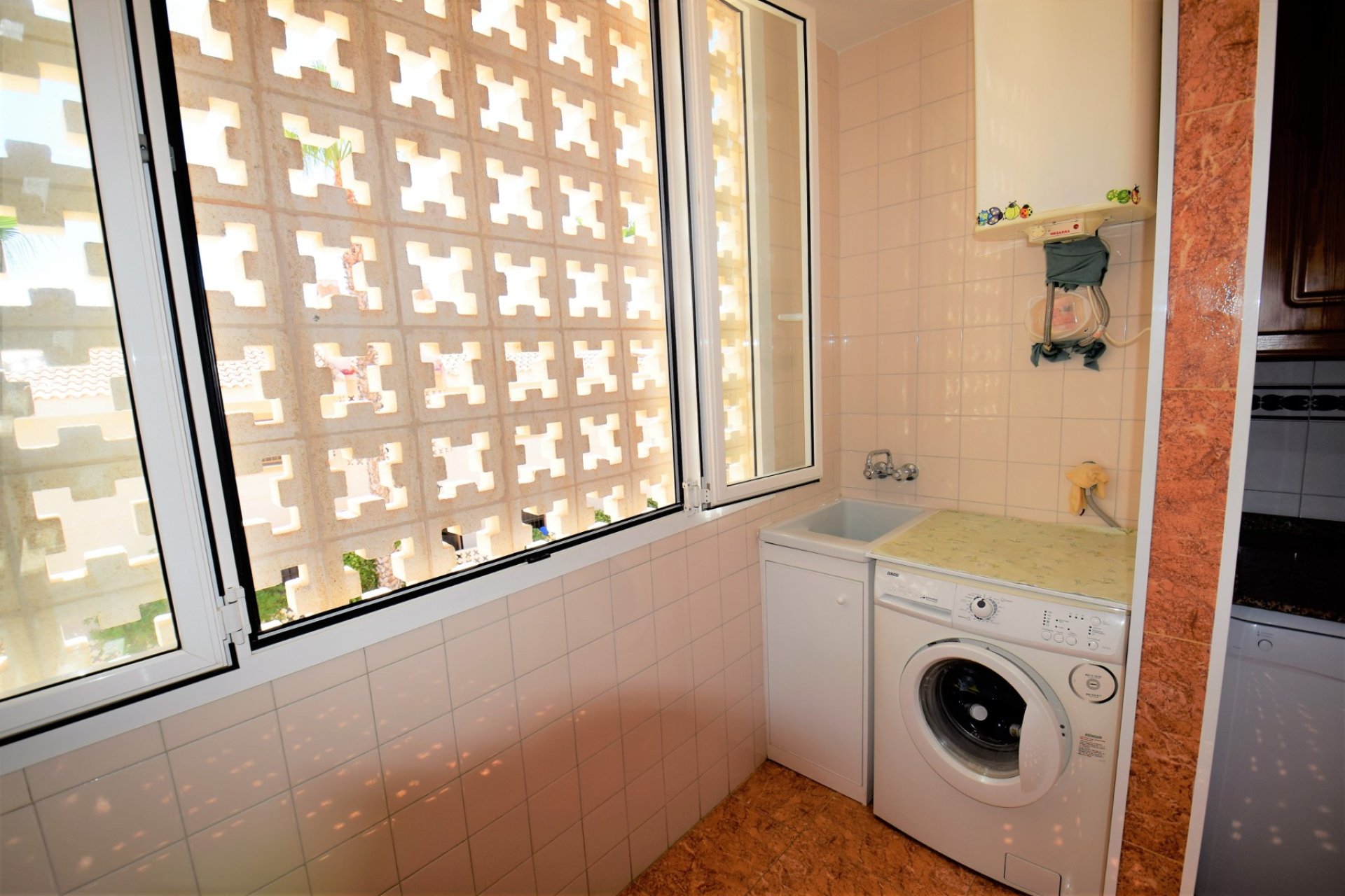 Resale - Apartment / flat -
Guardamar del Segura - Urb. Las Viñas