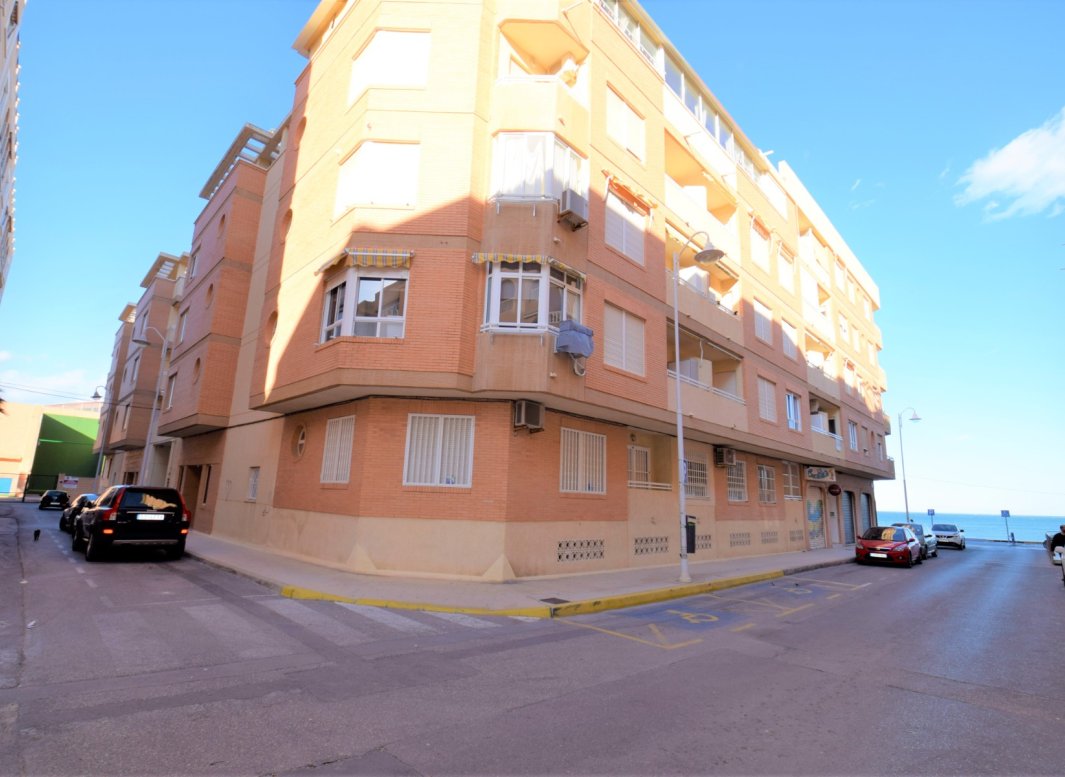 Resale - Apartment / flat -
Guardamar del Segura