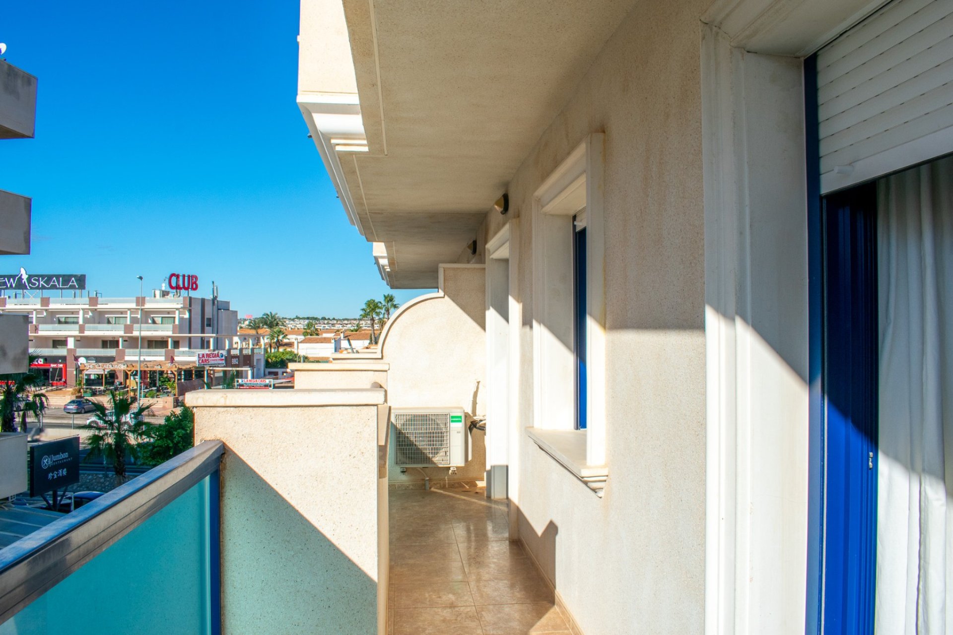 Resale - Apartment / flat -
Orihuela Costa - Campoamor