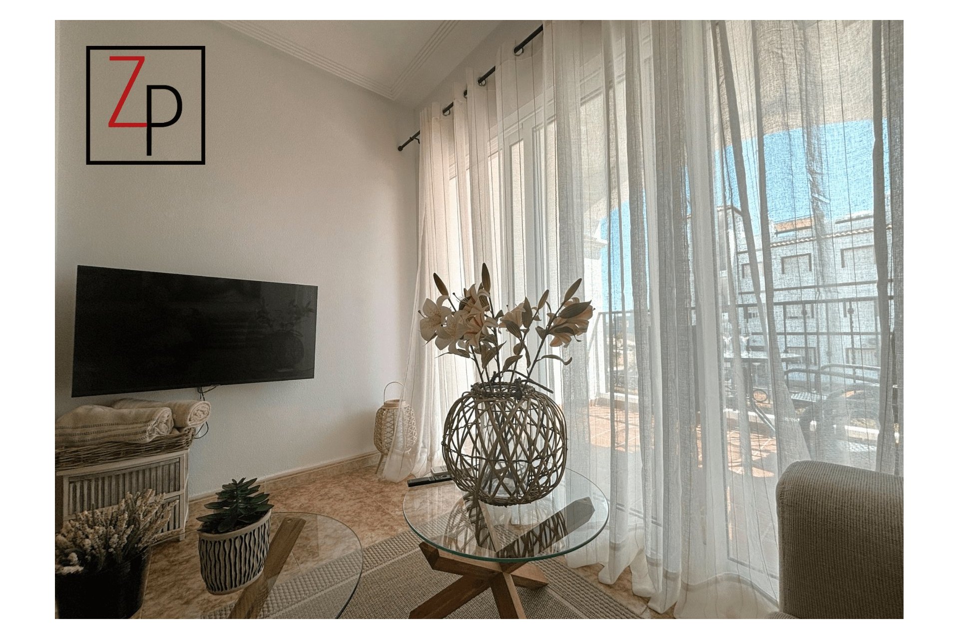 Resale - Apartment / flat -
Orihuela Costa - Punta Prima