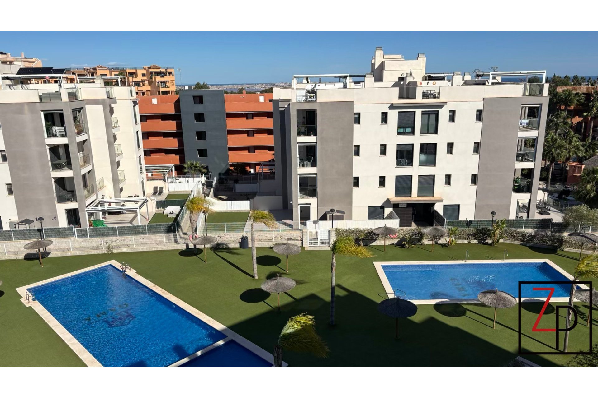 Resale - Apartment / flat -
Orihuela Costa - Villamartín