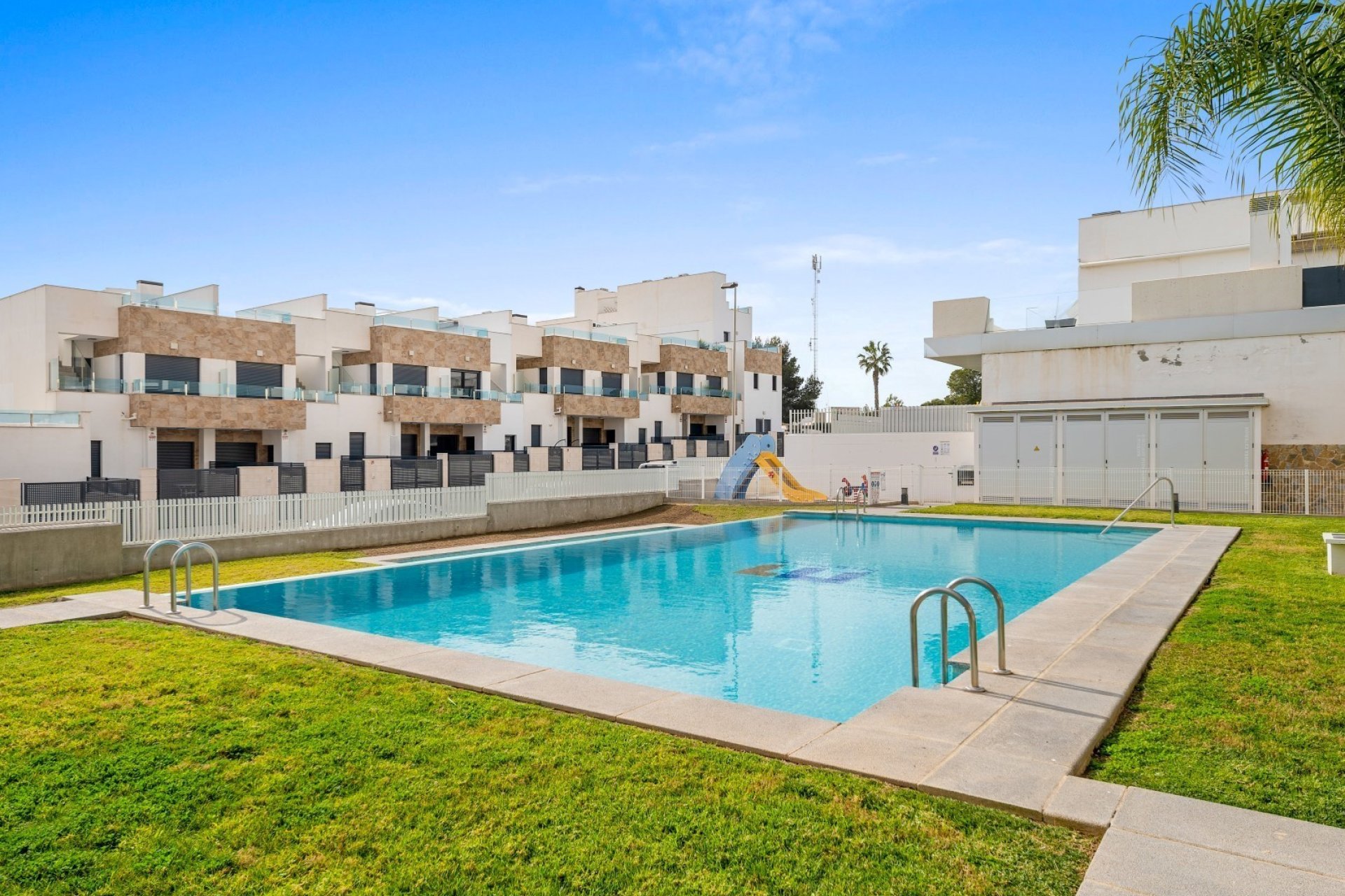 Resale - Apartment / flat -
Orihuela Costa - Villamartín