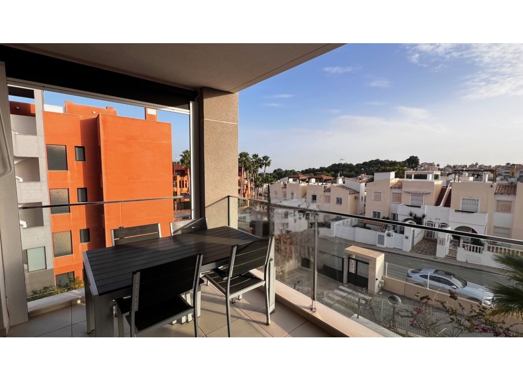 Resale - Apartment / flat -
Orihuela Costa - Villamartín