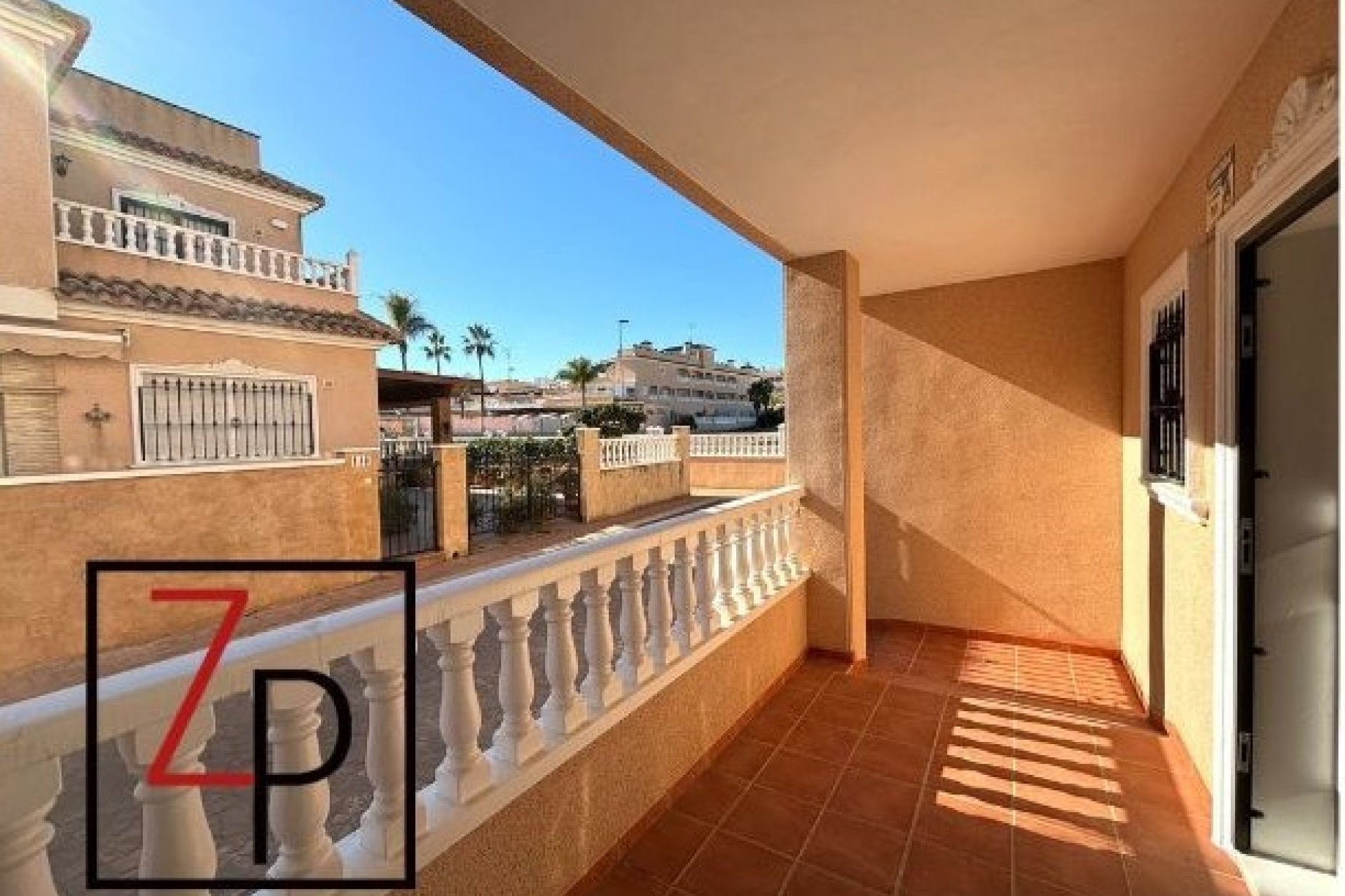 Resale - Apartment / flat -
Orihuela Costa - Villamartín