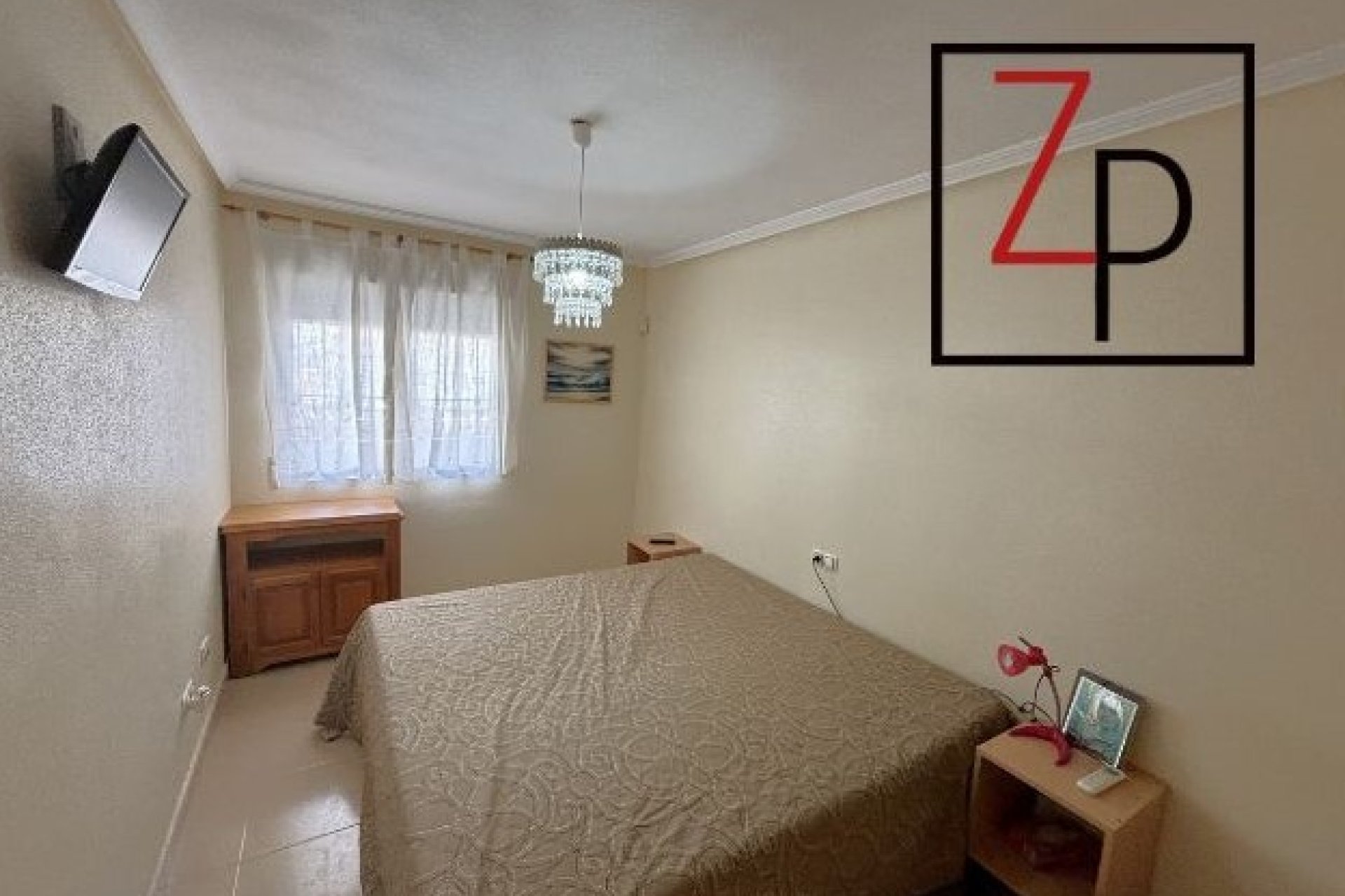 Resale - Apartment / flat -
Orihuela Costa - Villamartín