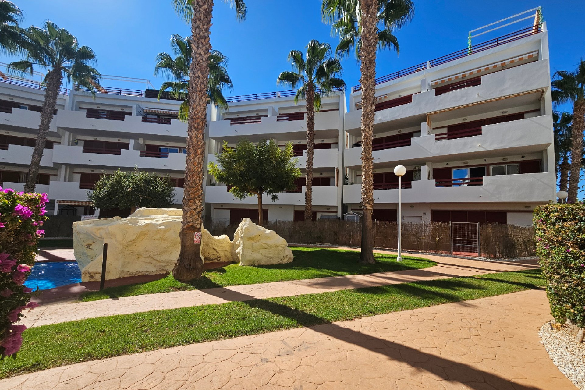 Resale - Apartment / flat -
Playa Flamenca - El Rincon