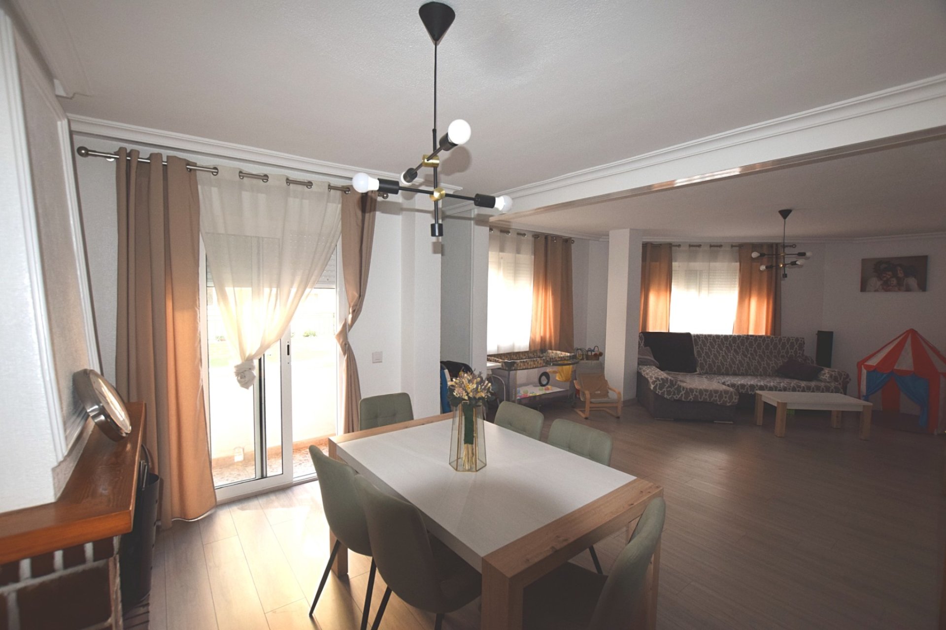 Resale - Apartment / flat -
Rojales