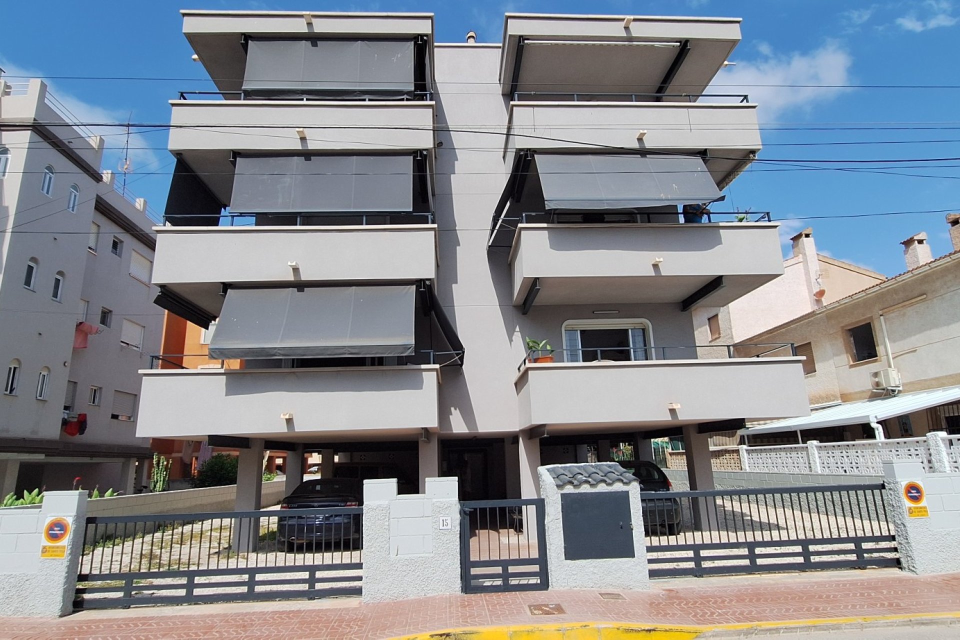 Resale - Apartment / flat -
Santa Pola - Gran Playa