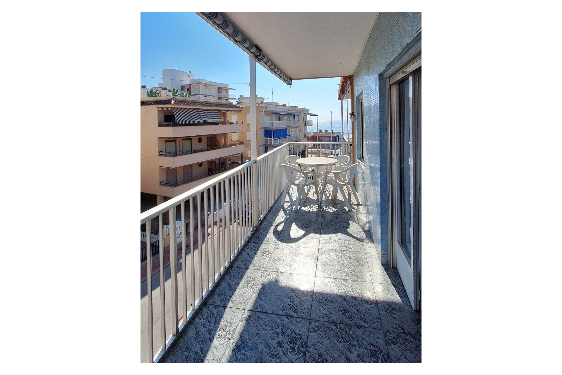 Resale - Apartment / flat -
Santa Pola - Gran Playa