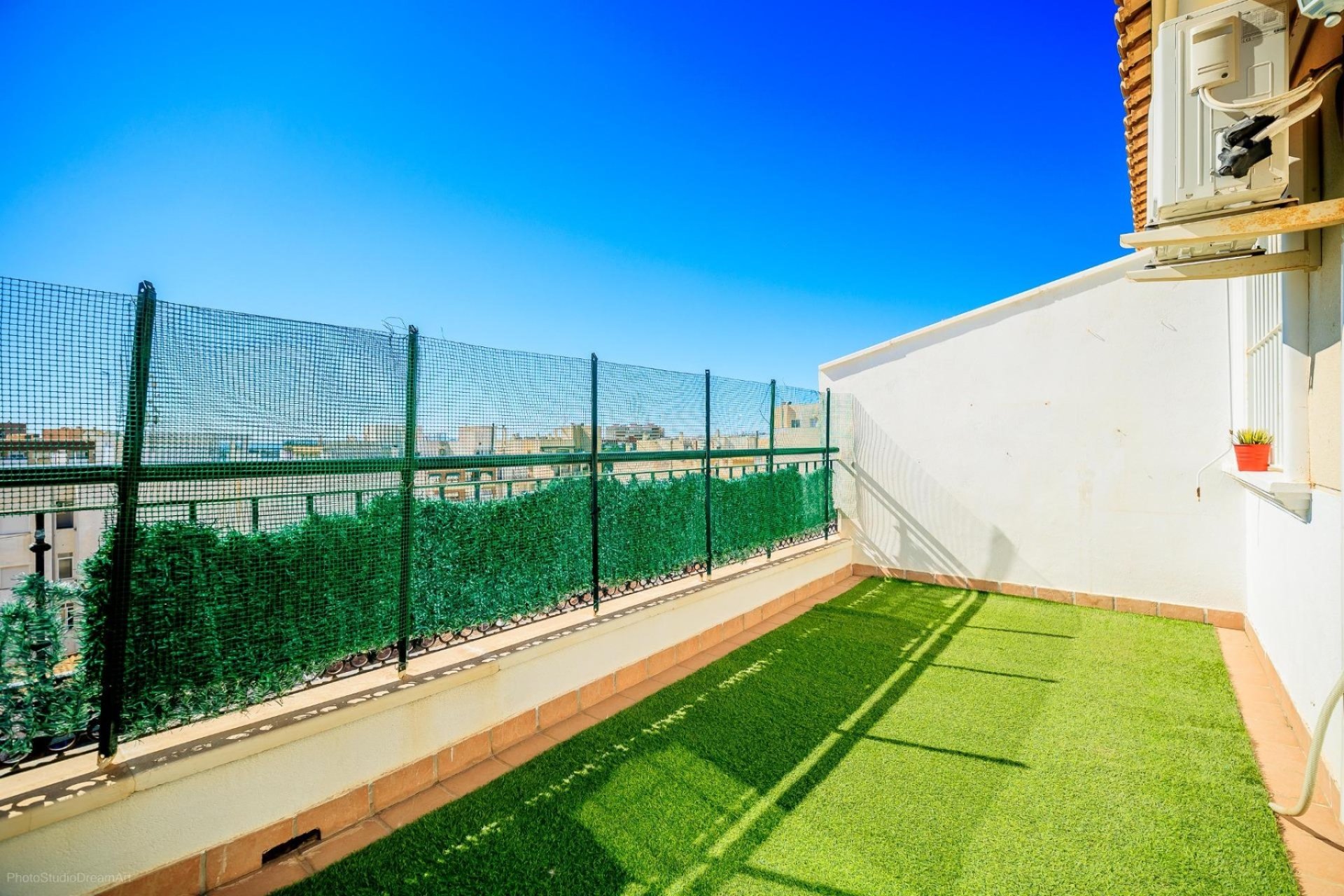 Resale - Apartment / flat -
Torrevieja - Center