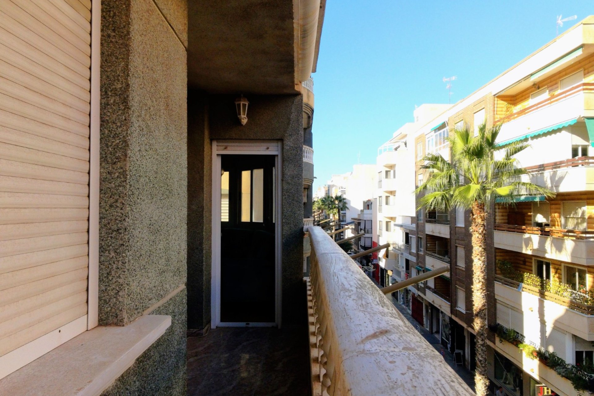 Resale - Apartment / flat -
Torrevieja - Center