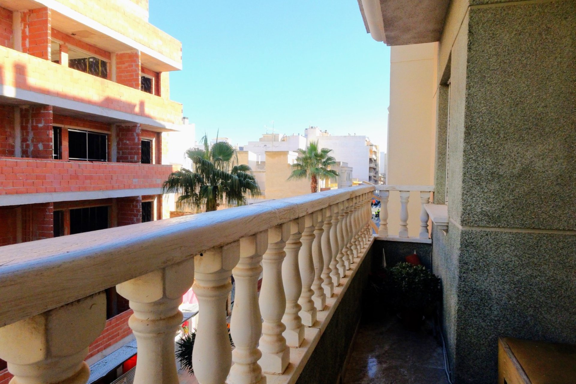 Resale - Apartment / flat -
Torrevieja - Center