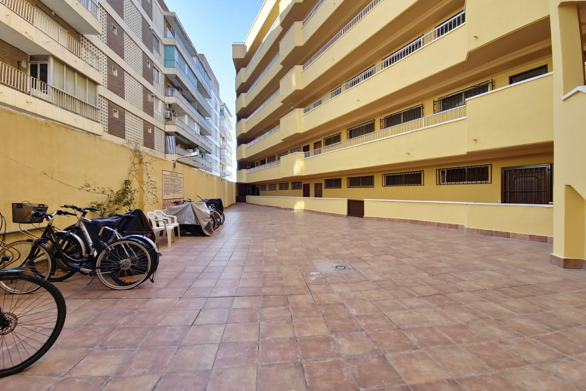 Resale - Apartment / flat -
Torrevieja - El Acequión - Los Náufragos