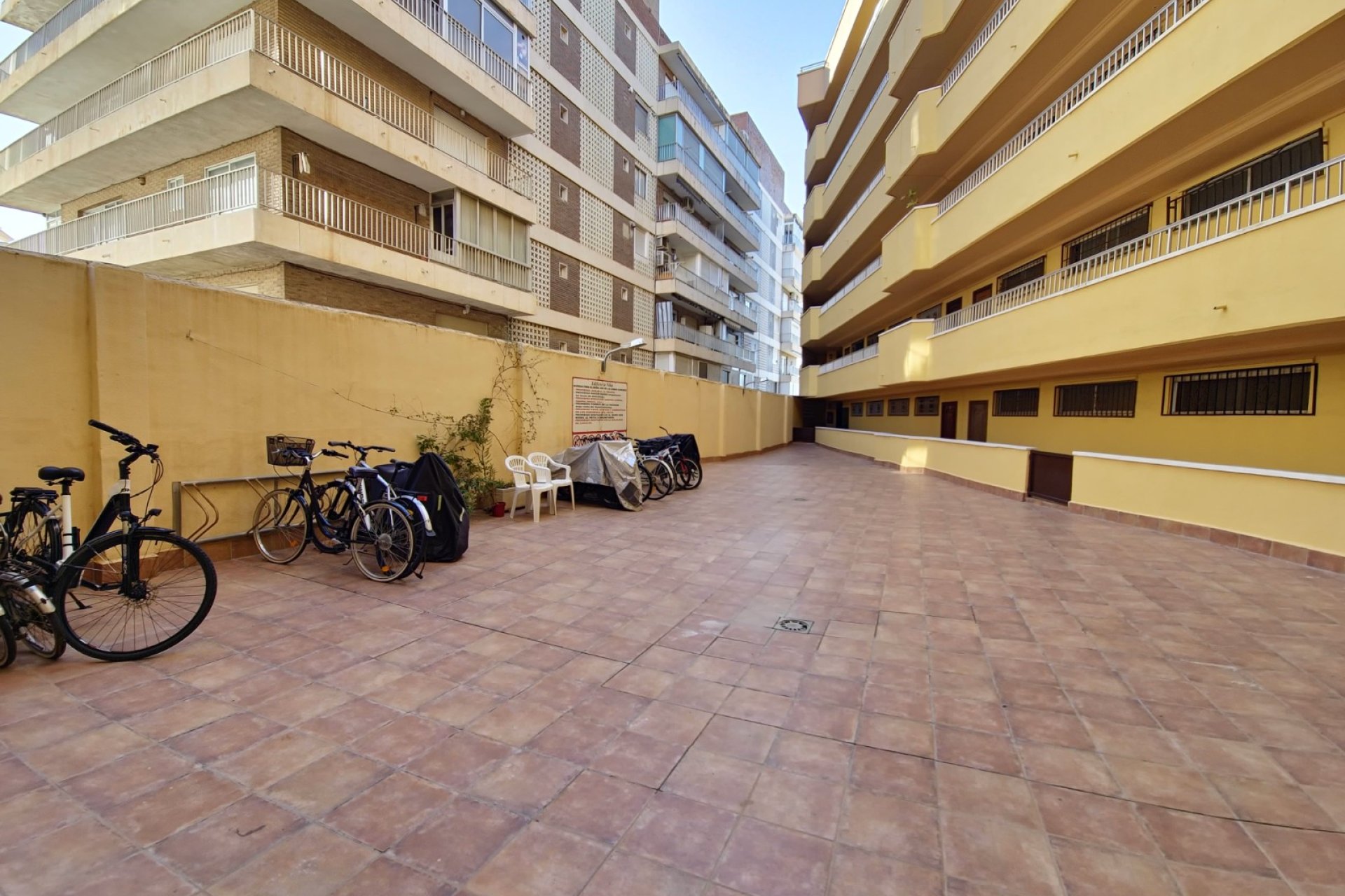 Resale - Apartment / flat -
Torrevieja - El Acequión - Los Náufragos