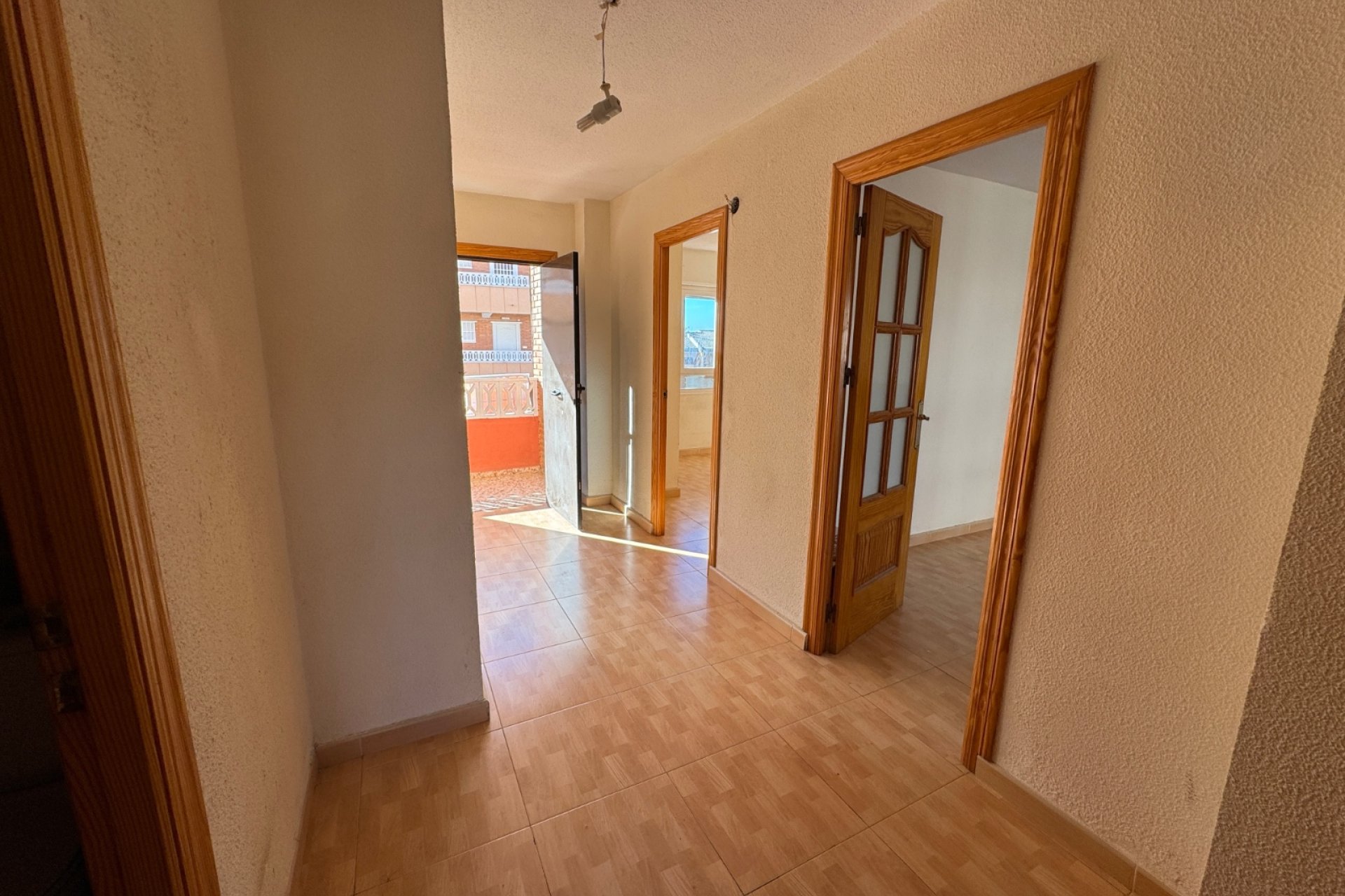 Resale - Apartment / flat -
Torrevieja - Punta Prima