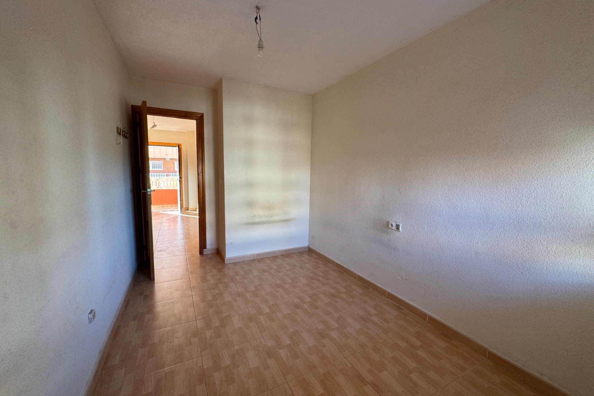 Resale - Apartment / flat -
Torrevieja - Punta Prima