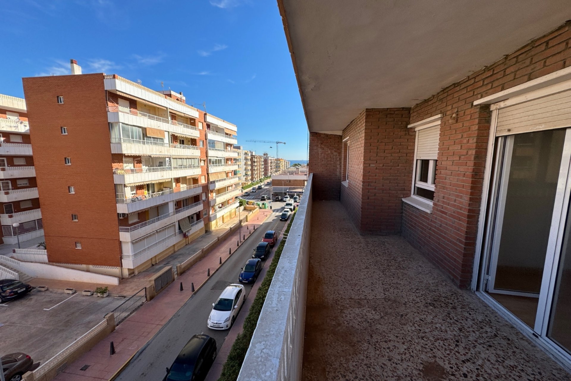 Resale - Apartment / flat -
Torrevieja - Punta Prima