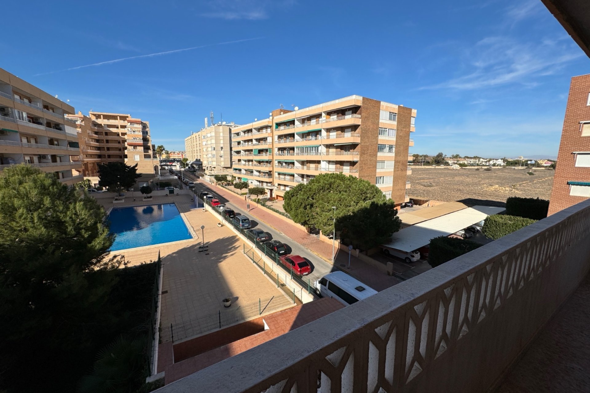 Resale - Apartment / flat -
Torrevieja - Punta Prima