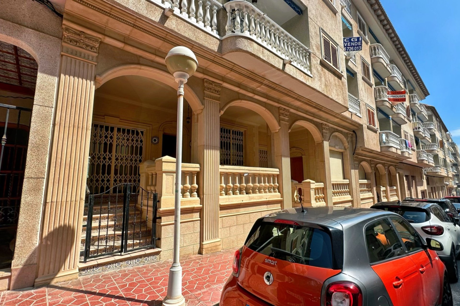 Resale - Apartment  -
Guardamar del Segura - Center