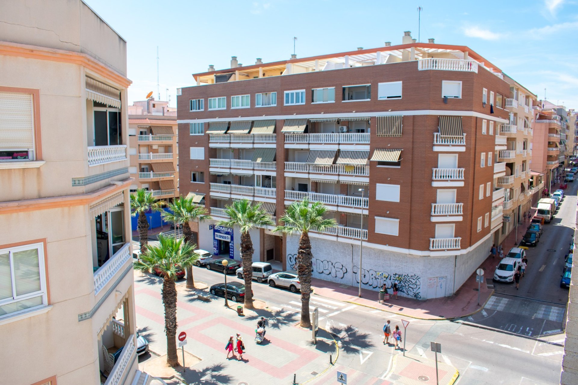 Resale - Apartment  -
Guardamar del Segura - Center
