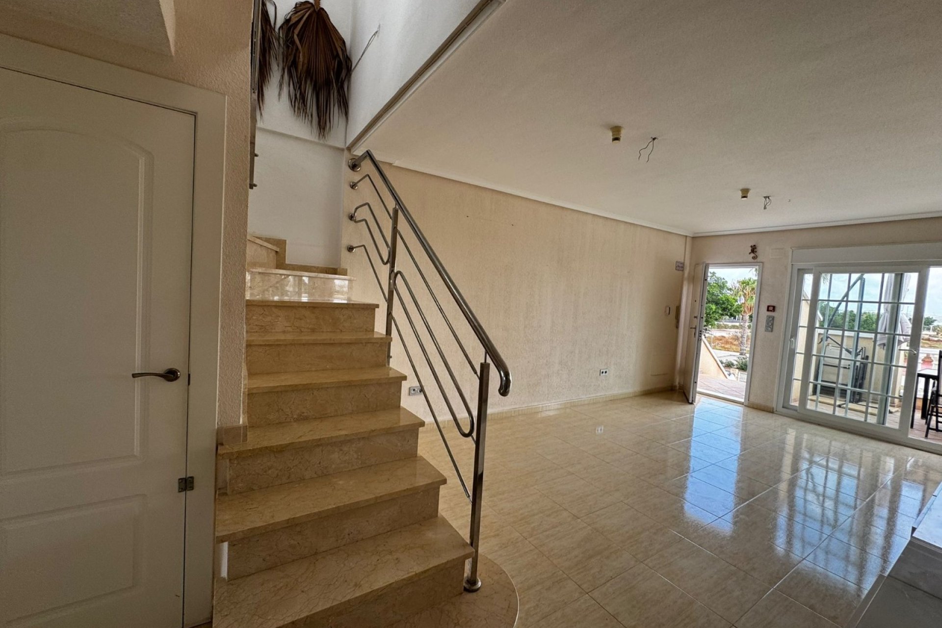 Resale - Apartment  -
Guardamar del Segura - El Raso