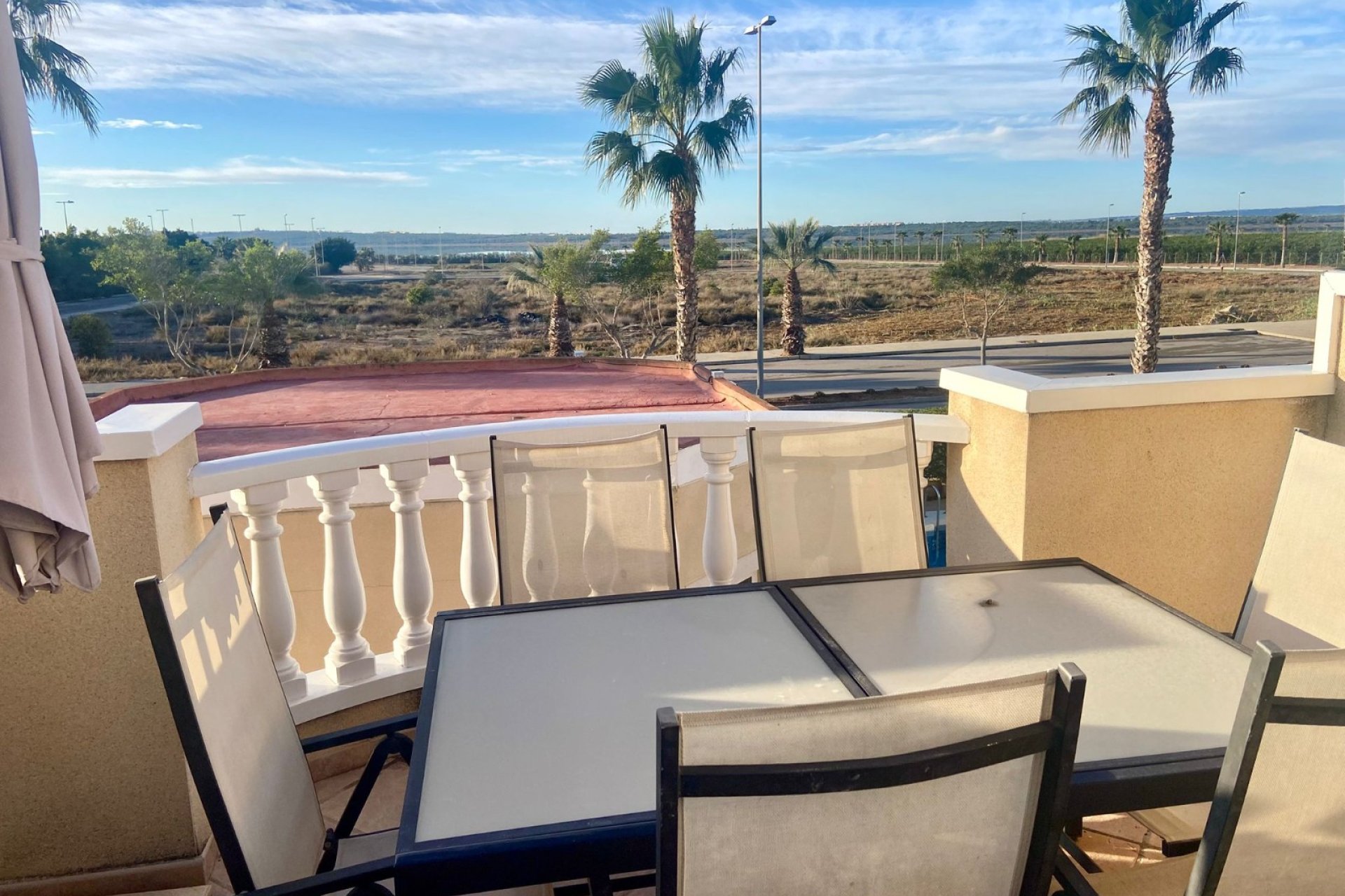 Resale - Apartment  -
Guardamar del Segura - El Raso