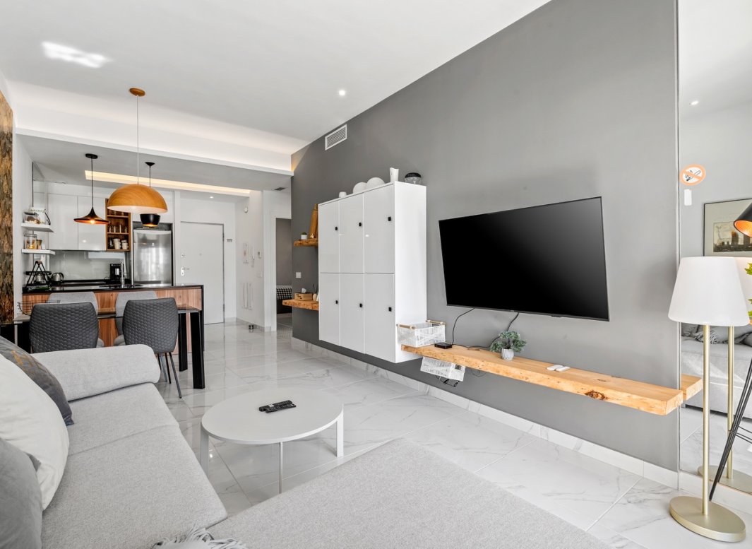 Resale - Apartment  -
Guardamar del Segura - El Raso*