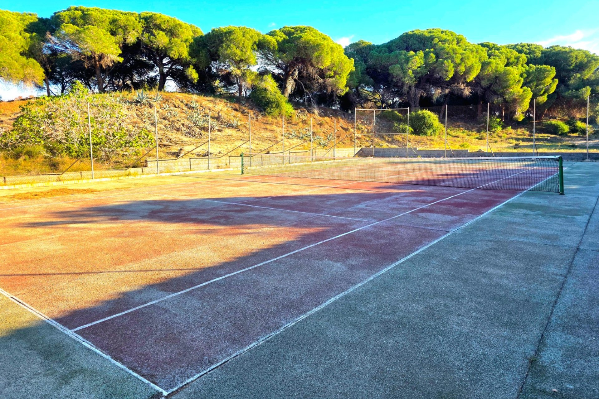 Resale - Apartment  -
Guardamar del Segura - Pinomar