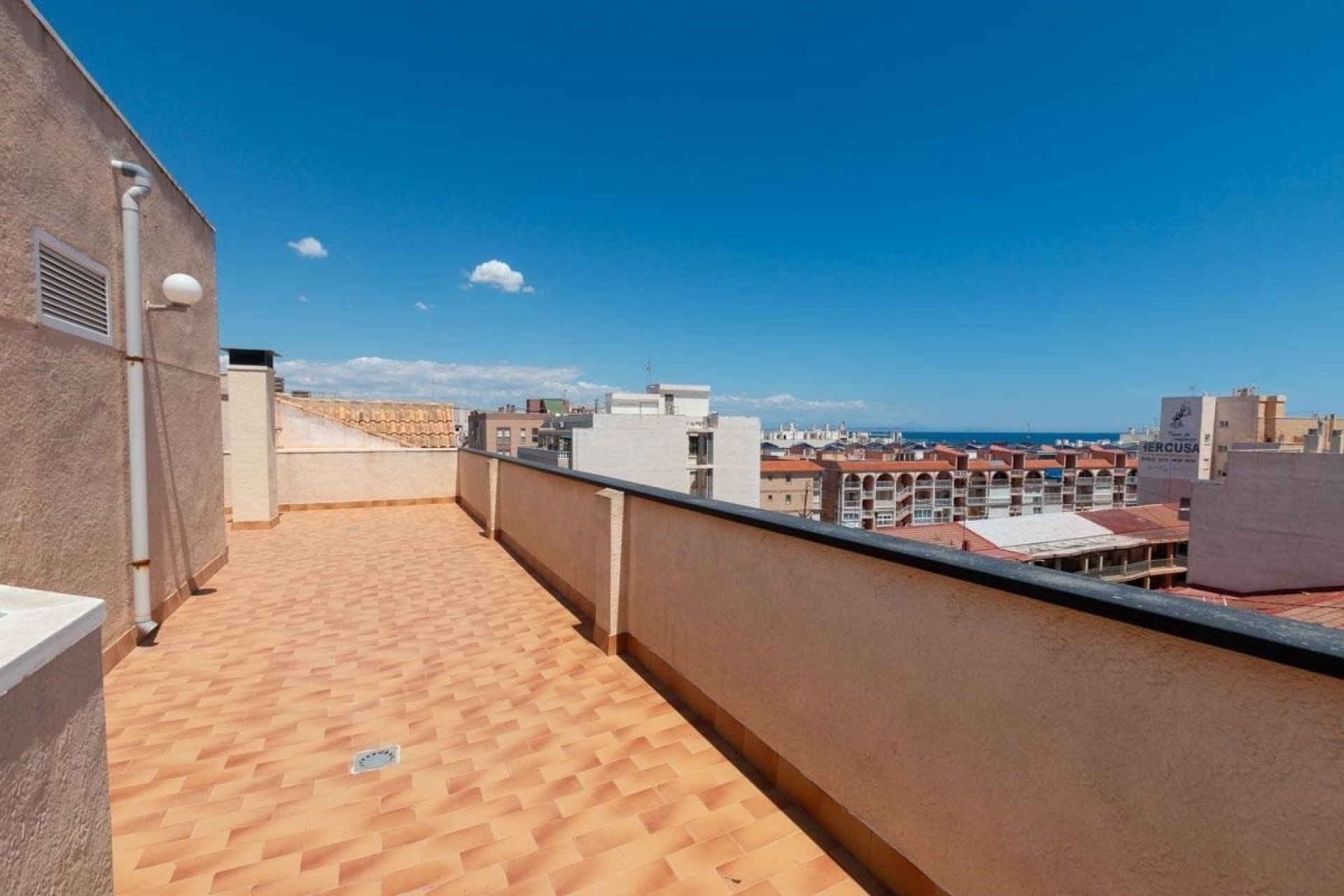 Resale - Apartment  -
La Mata - La Mata - Town