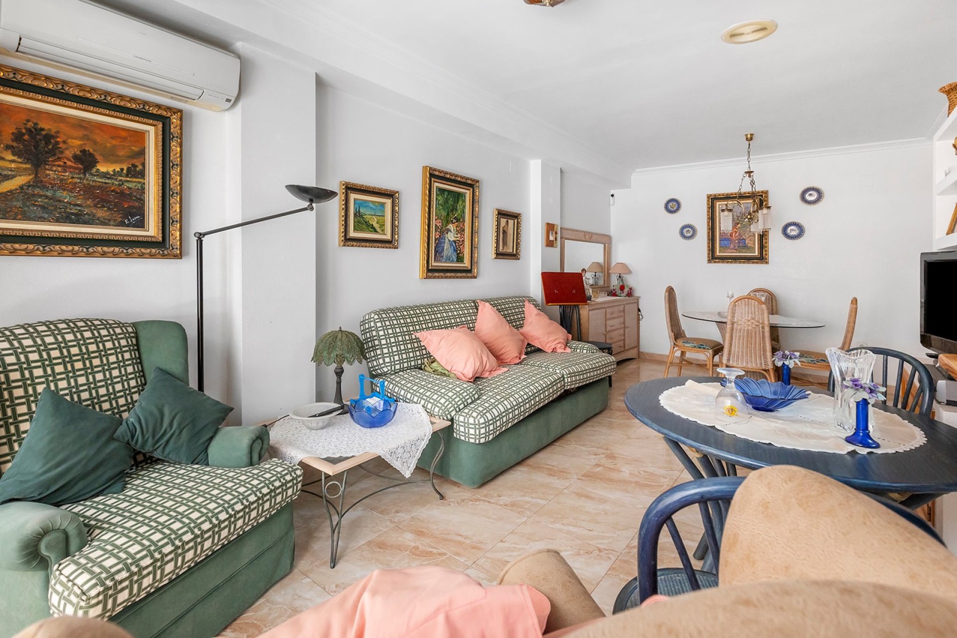 Resale - Apartment  -
La Mata - Playa