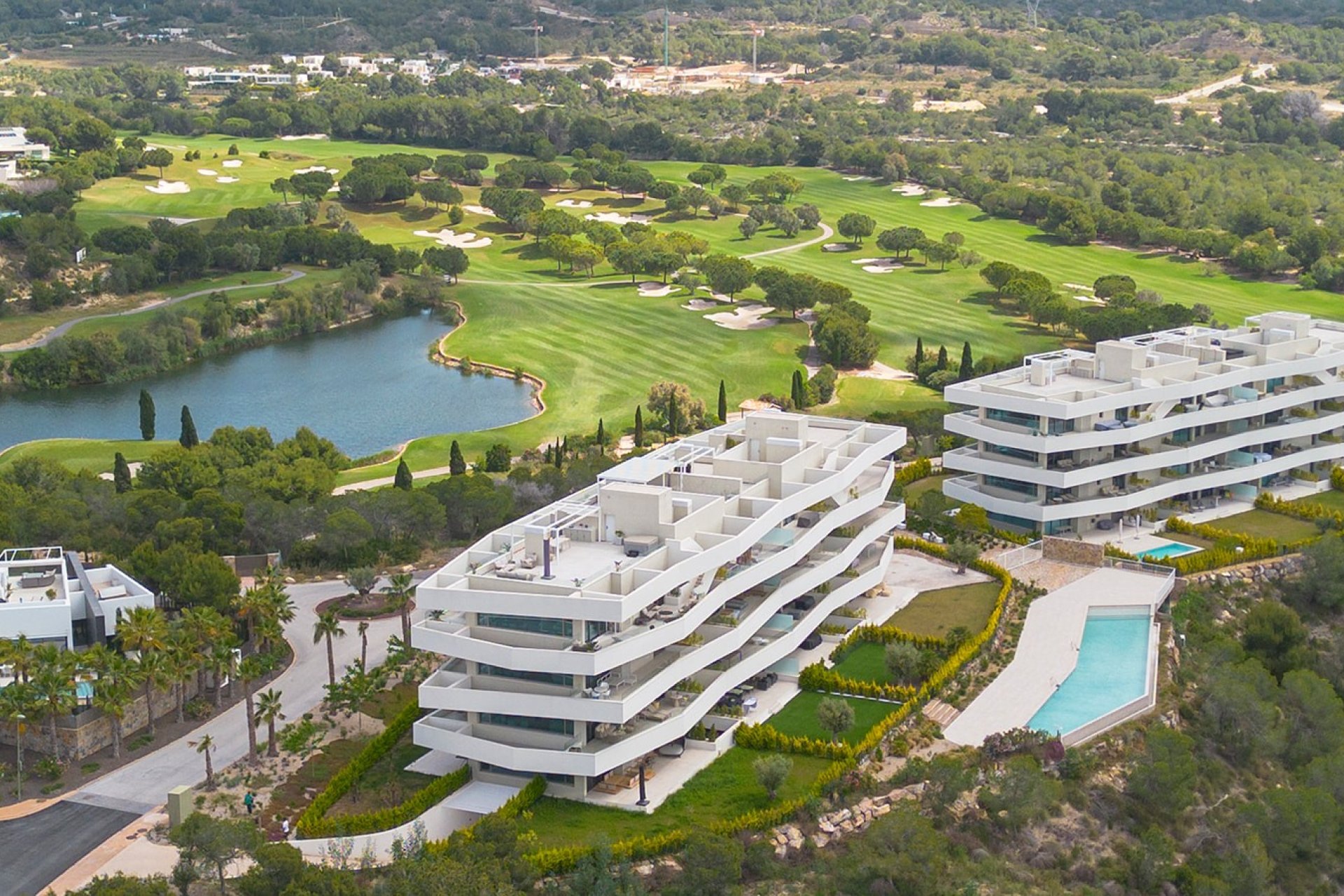 Resale - Apartment  -
Las Colinas Golf Resort - Las Colinas golf
