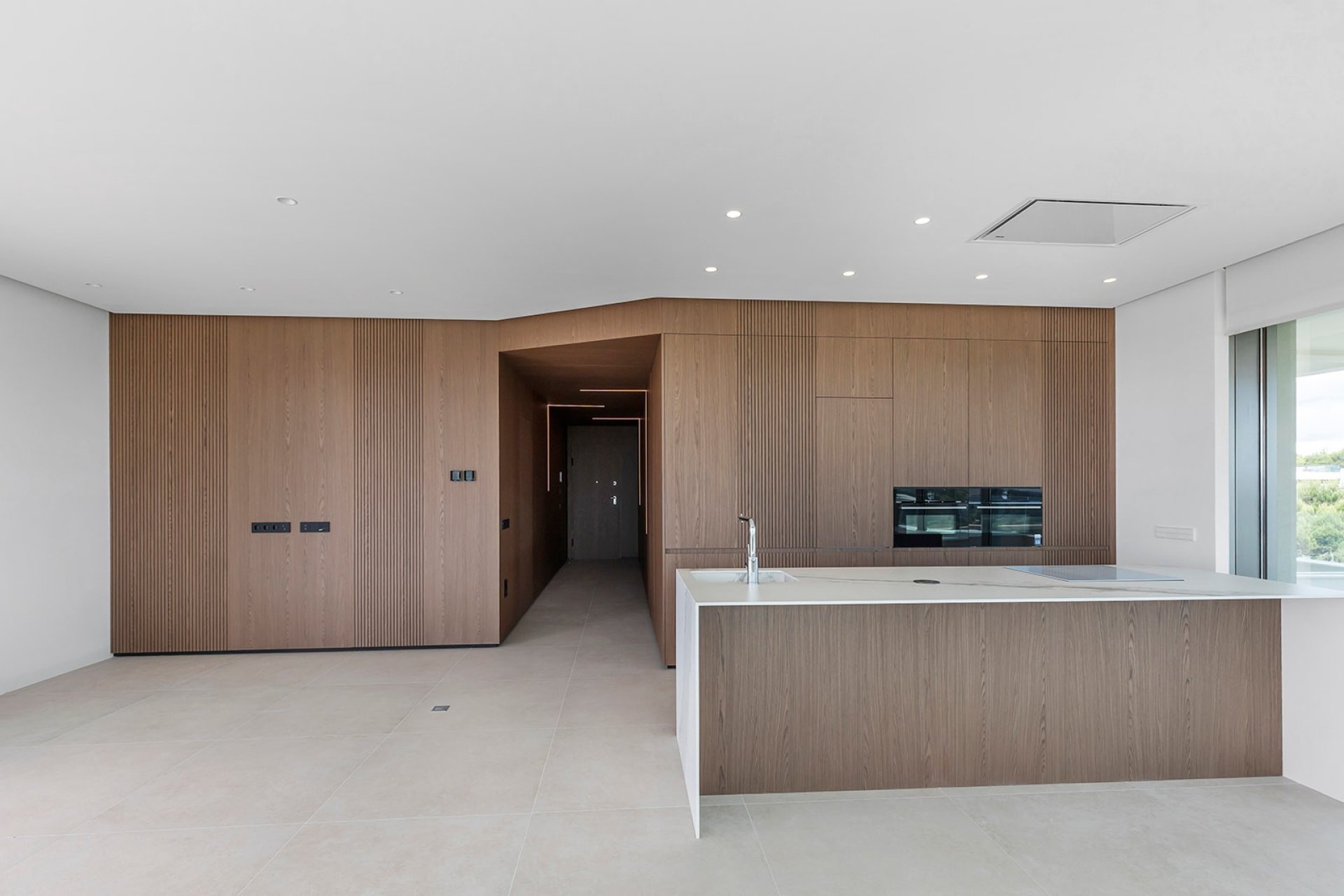 Resale - Apartment  -
Las Colinas Golf Resort - Las Colinas golf