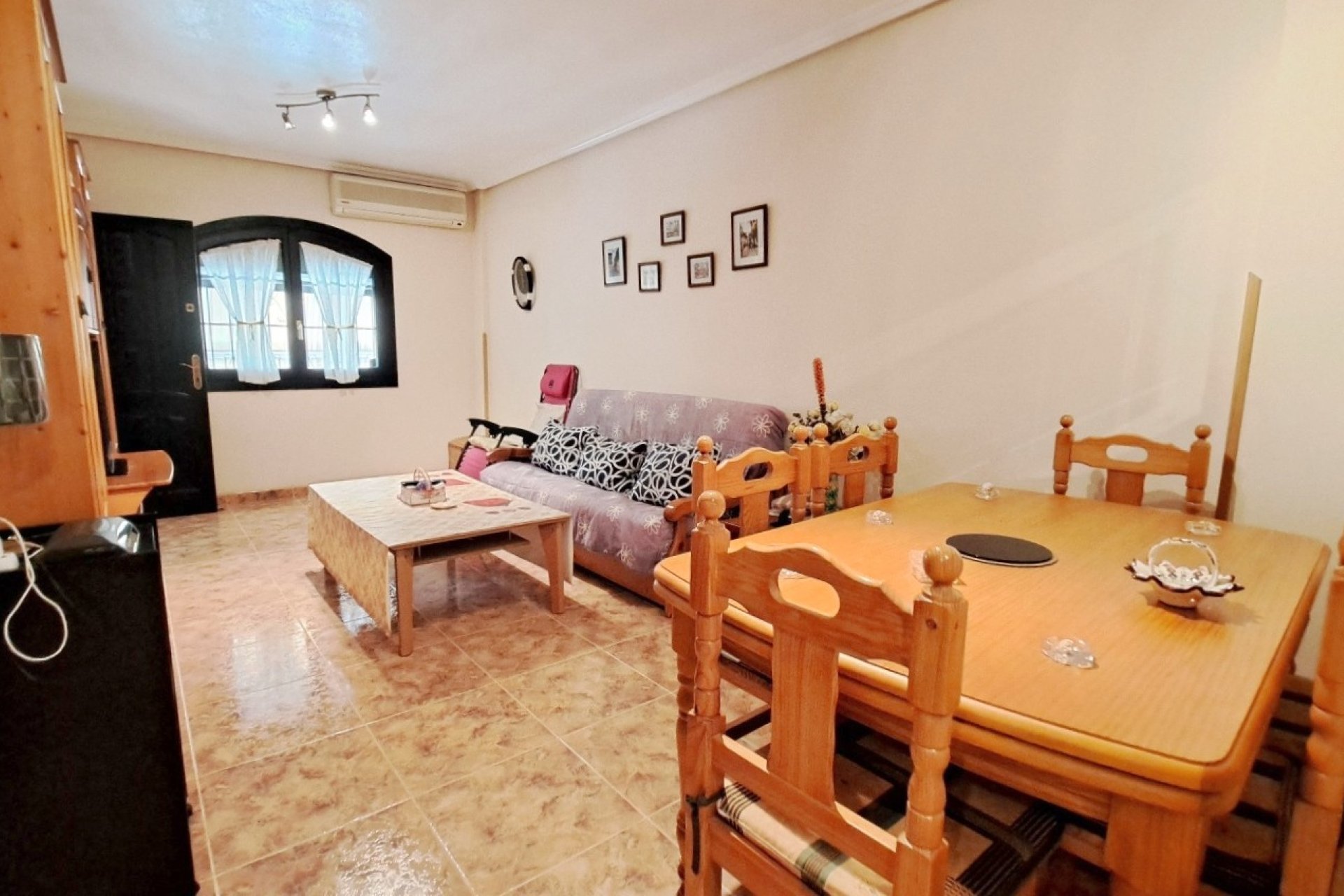 Resale - Apartment  -
Los Alcazares