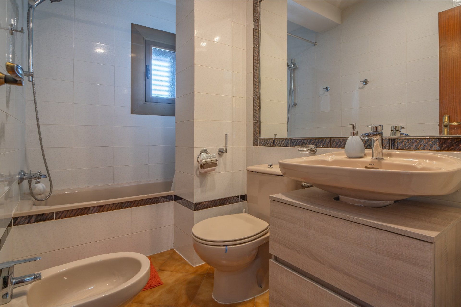 Resale - Apartment  -
Orihuela Costa - Cabo Roig