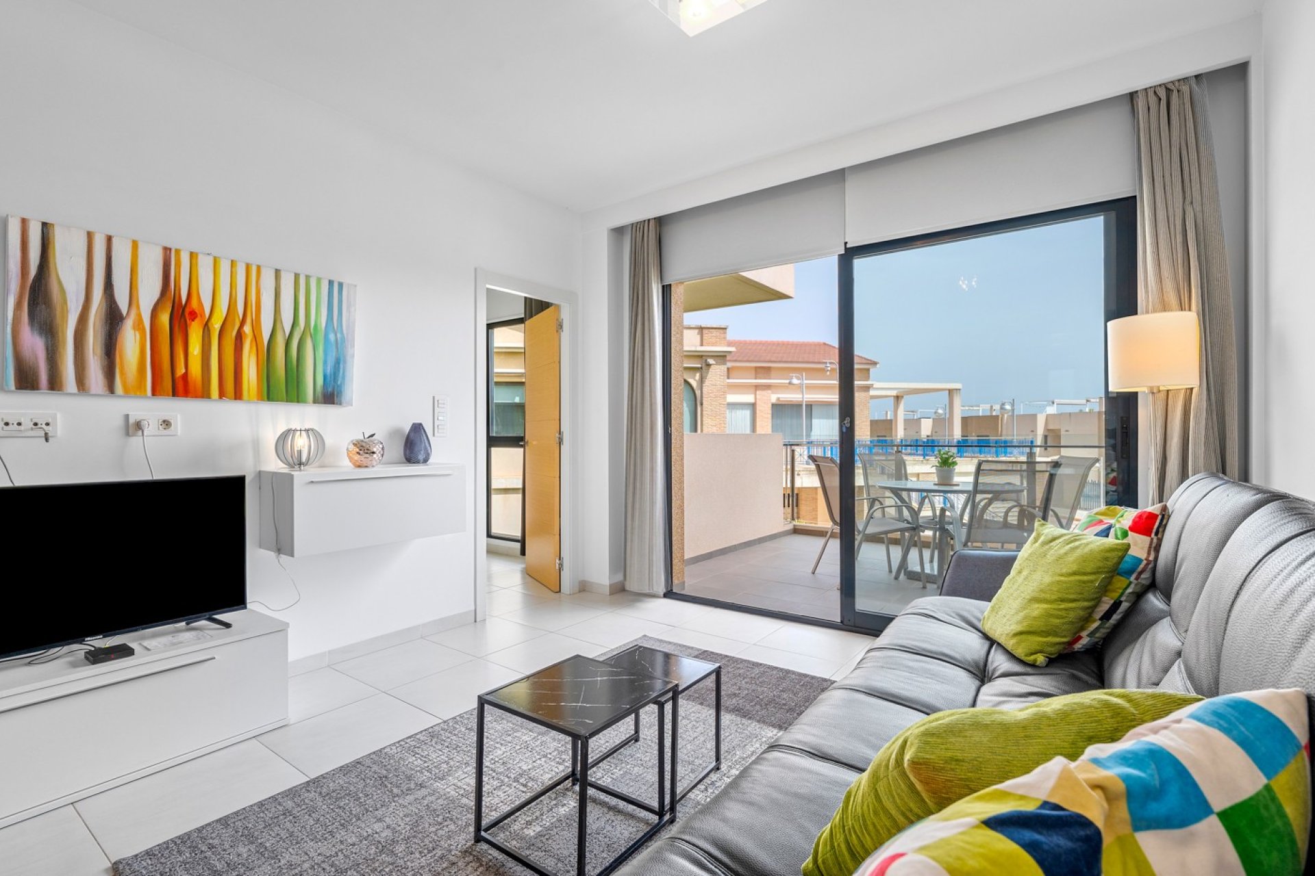 Resale - Apartment  -
Orihuela Costa - La Zenia