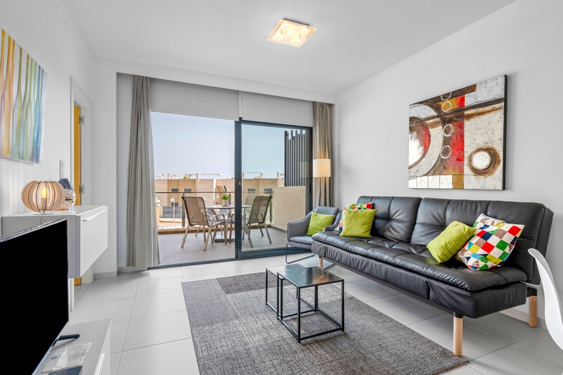 Resale - Apartment  -
Orihuela Costa - La Zenia