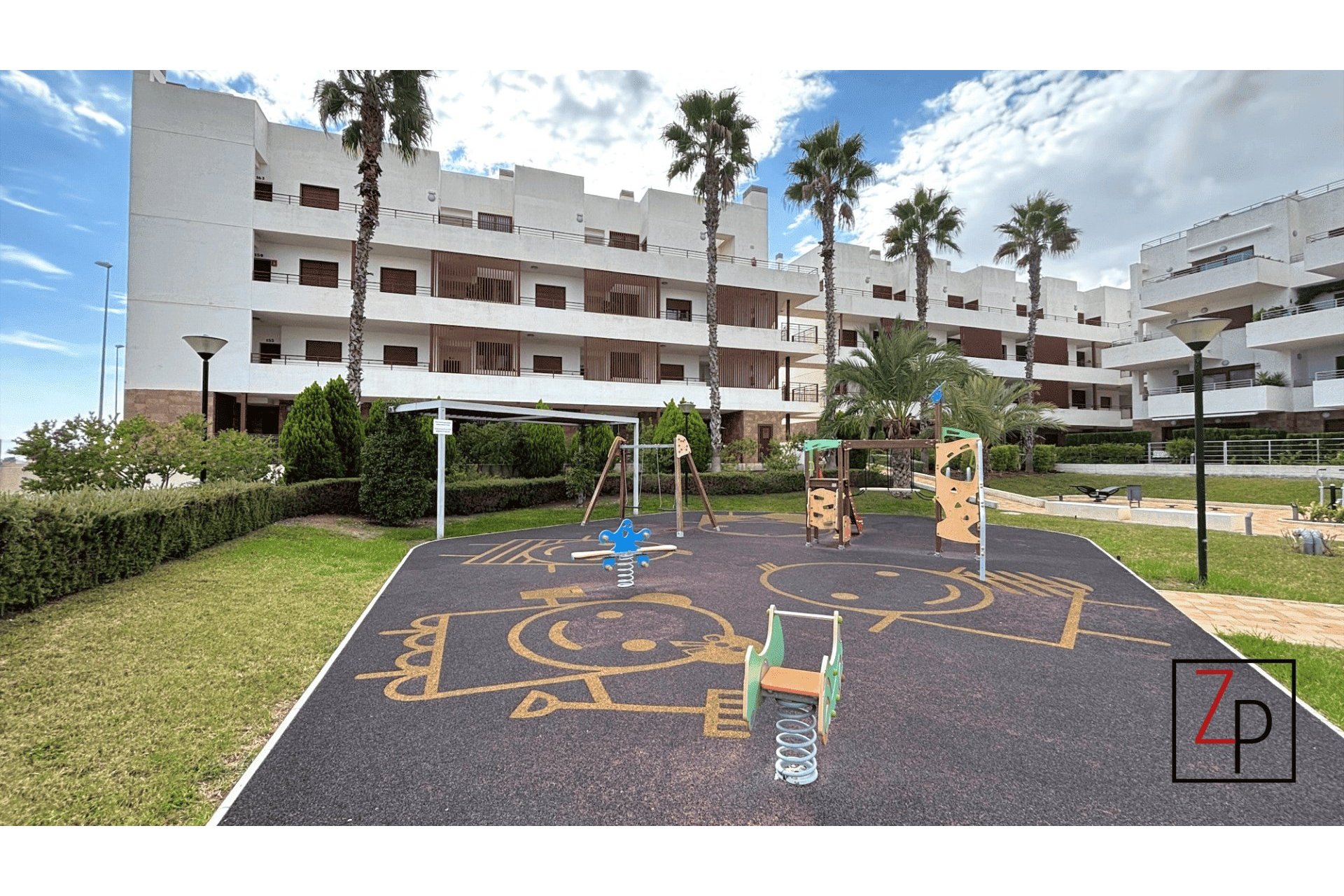 Resale - Apartment  -
Orihuela Costa - Lomas de Cabo Roig