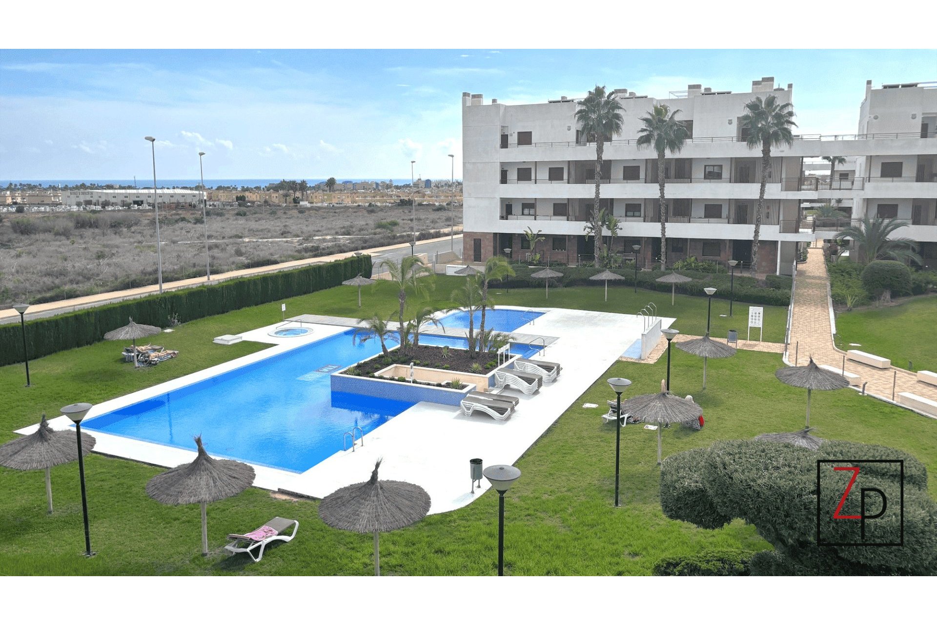 Resale - Apartment  -
Orihuela Costa - Lomas de Cabo Roig