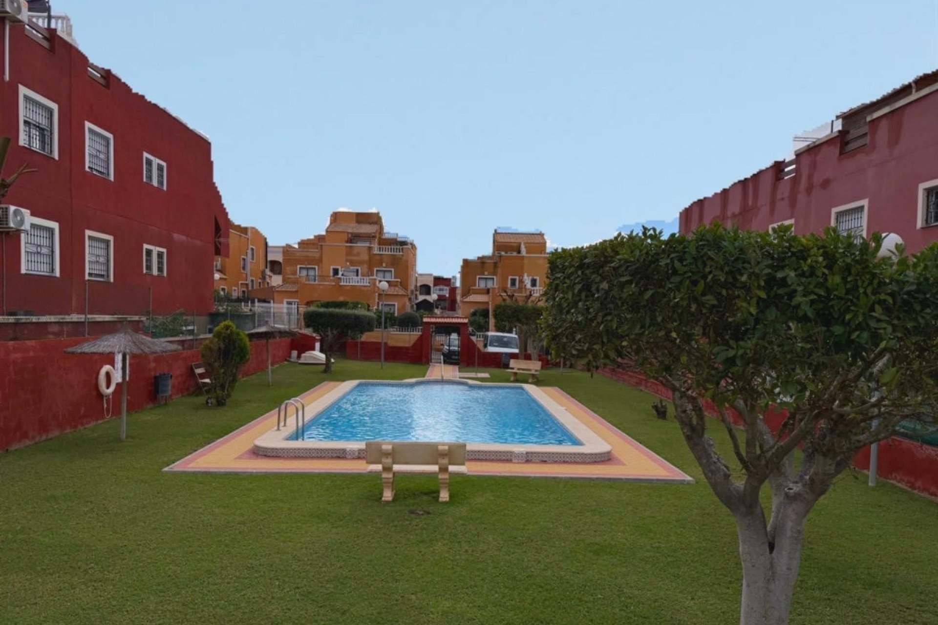 Resale - Apartment  -
Orihuela Costa * - Los Altos *