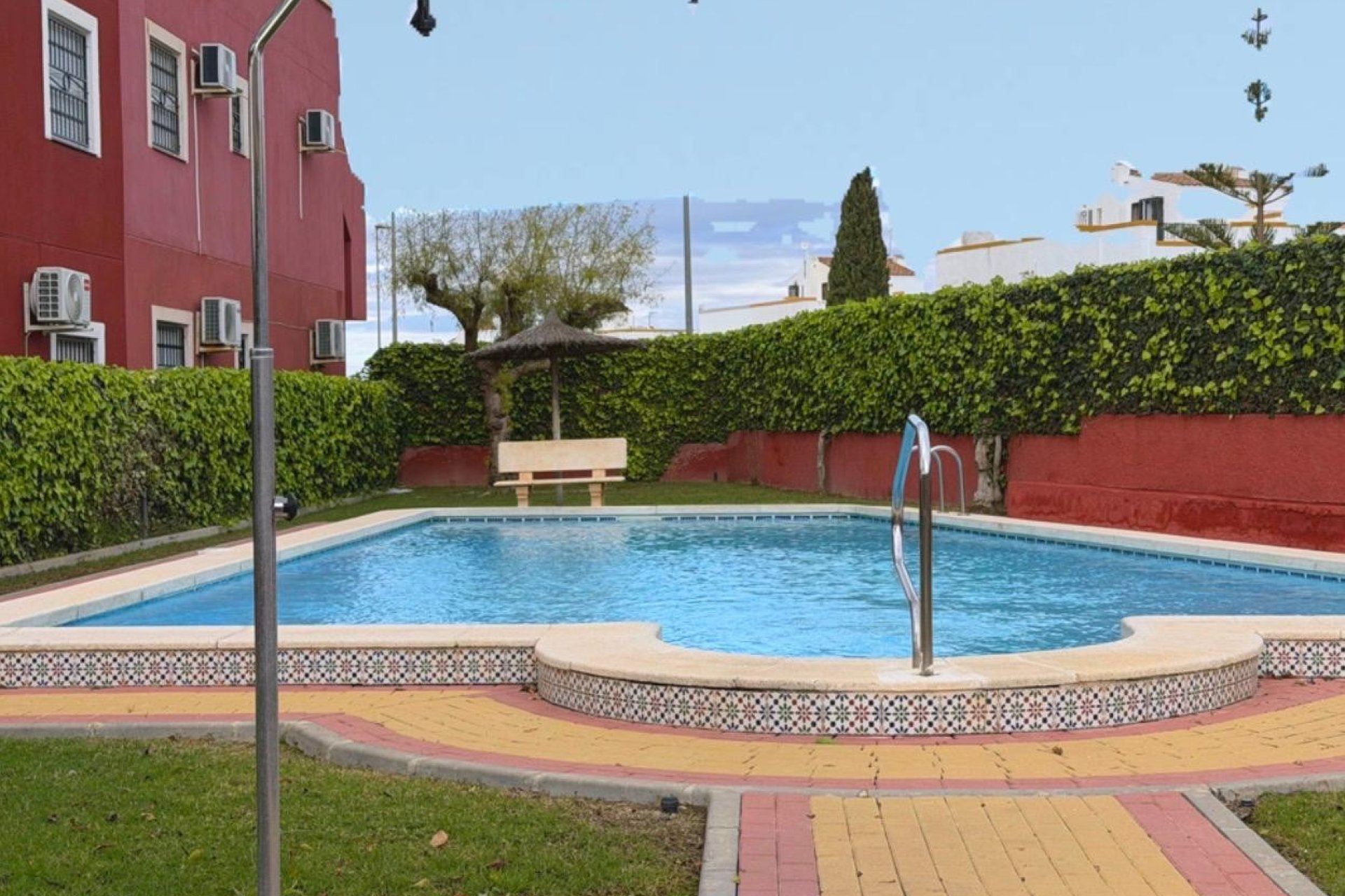 Resale - Apartment  -
Orihuela Costa * - Los Altos *