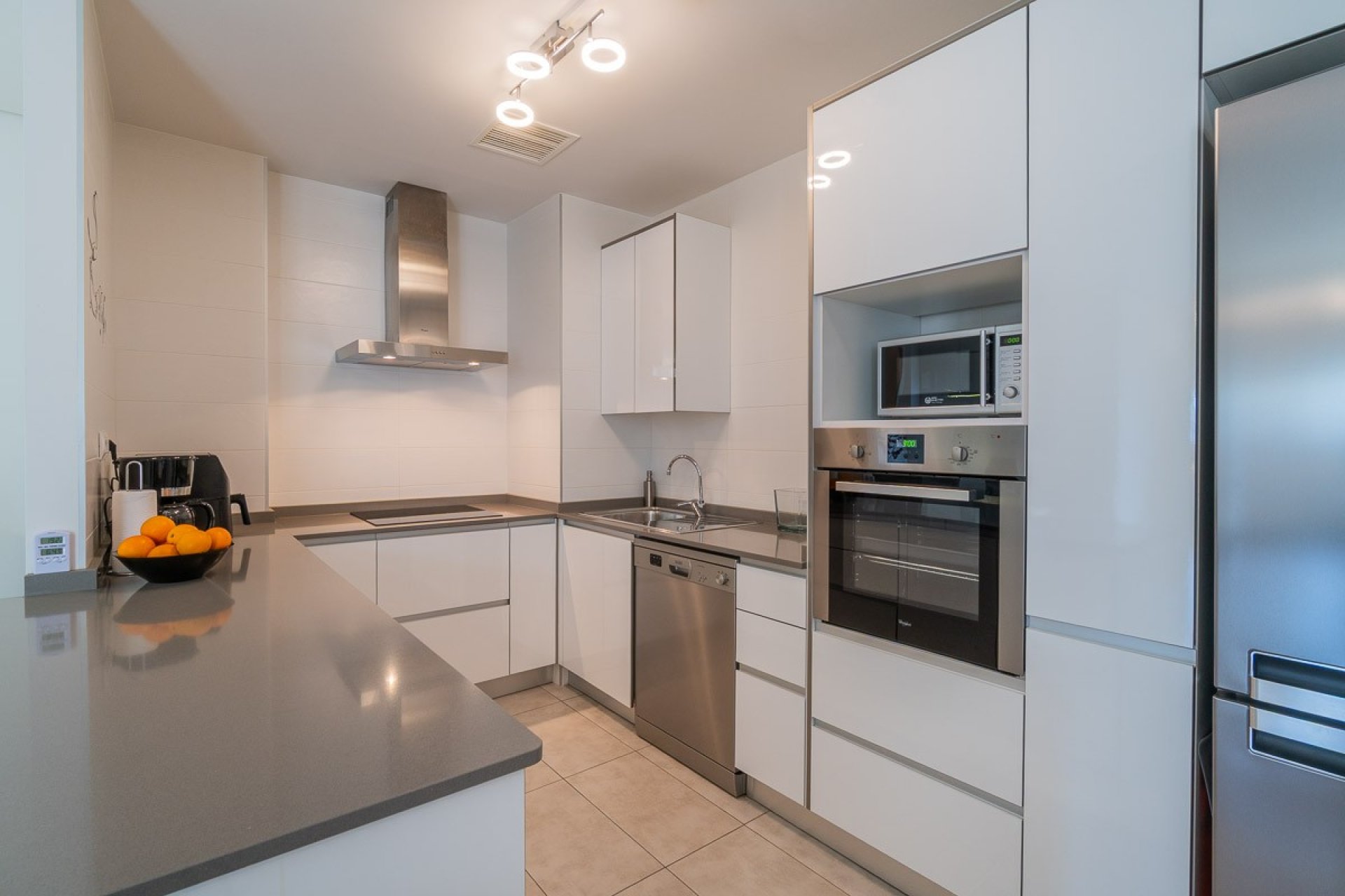 Resale - Apartment  -
Orihuela Costa - Los Dolses