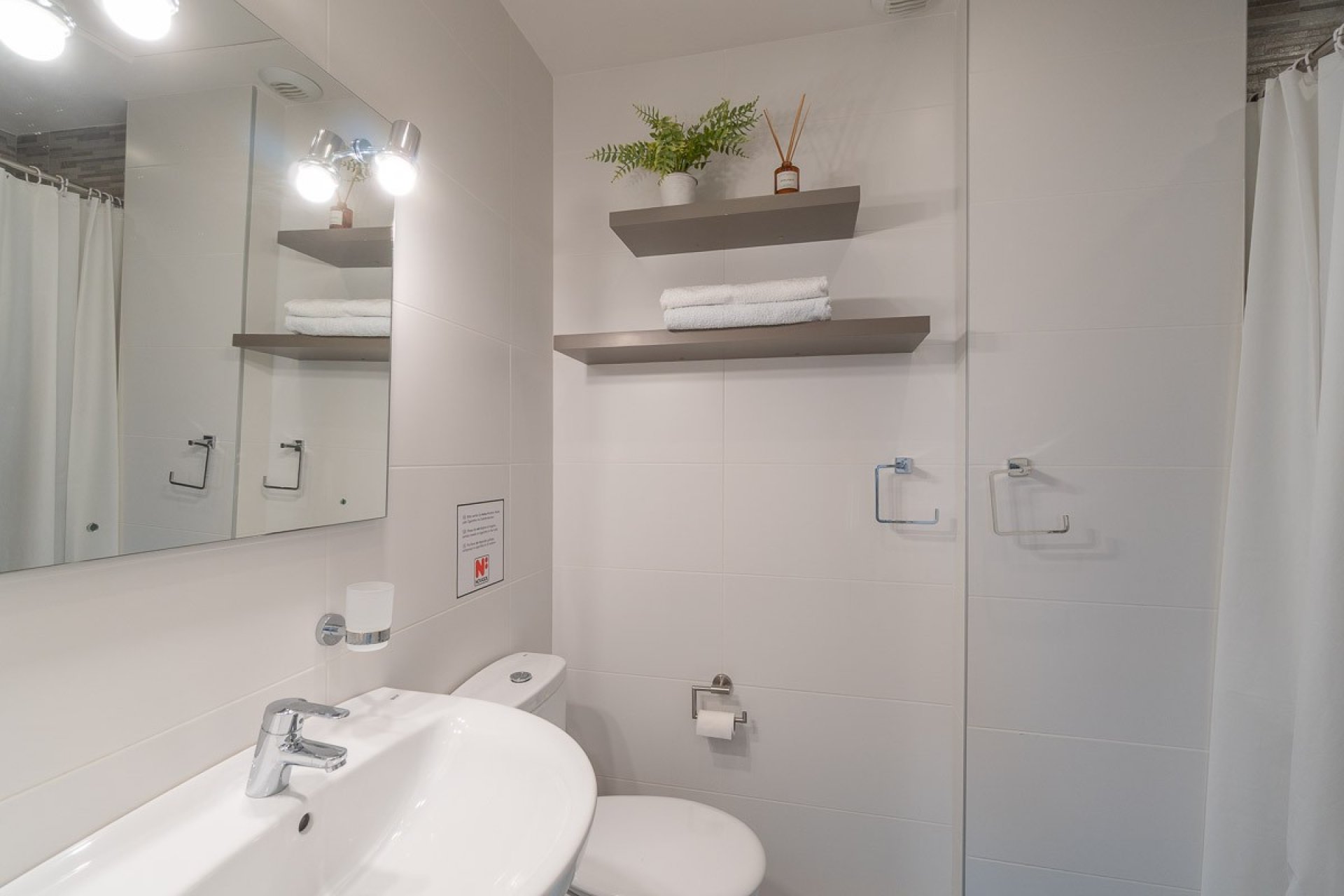 Resale - Apartment  -
Orihuela Costa - Los Dolses