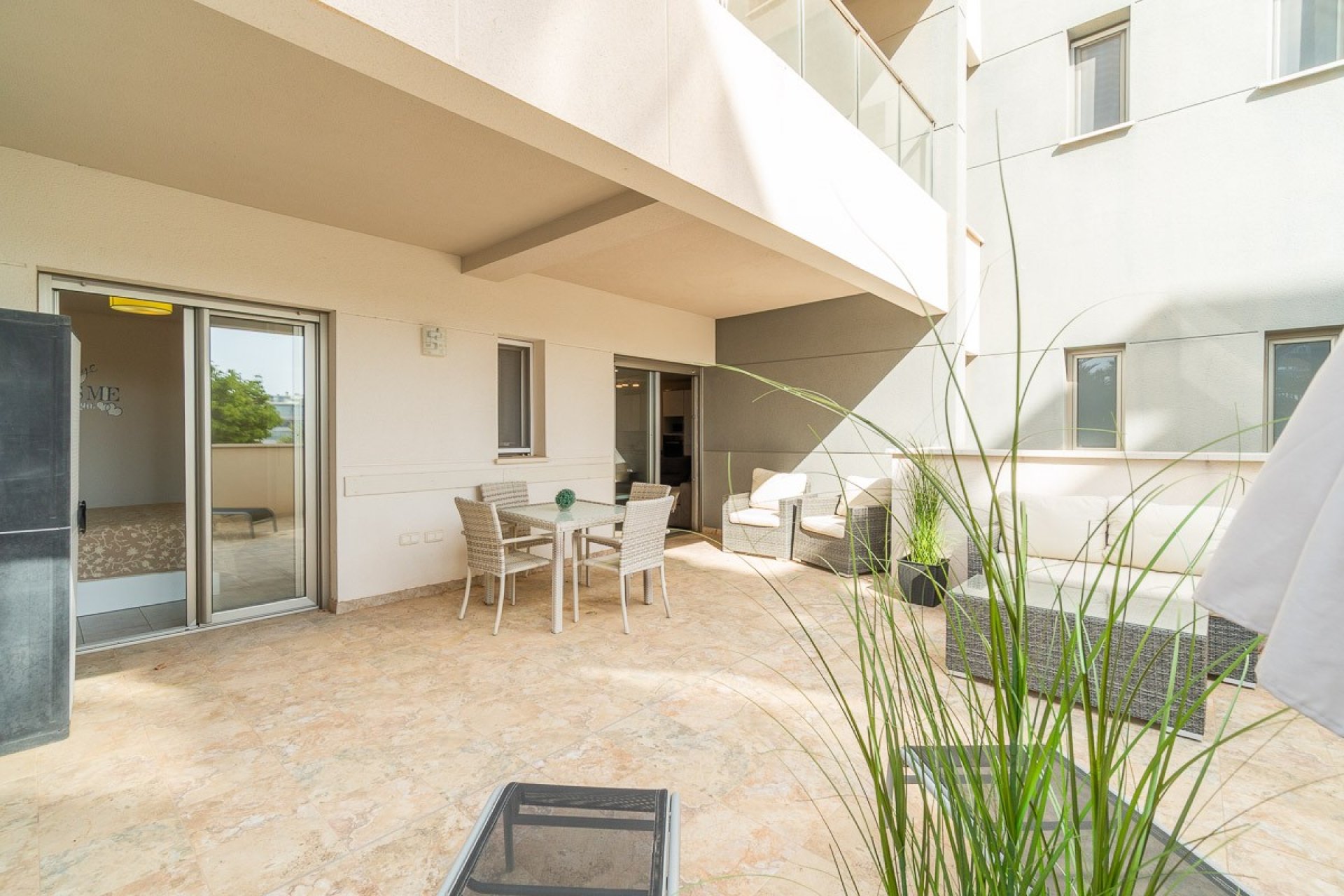 Resale - Apartment  -
Orihuela Costa - Los Dolses