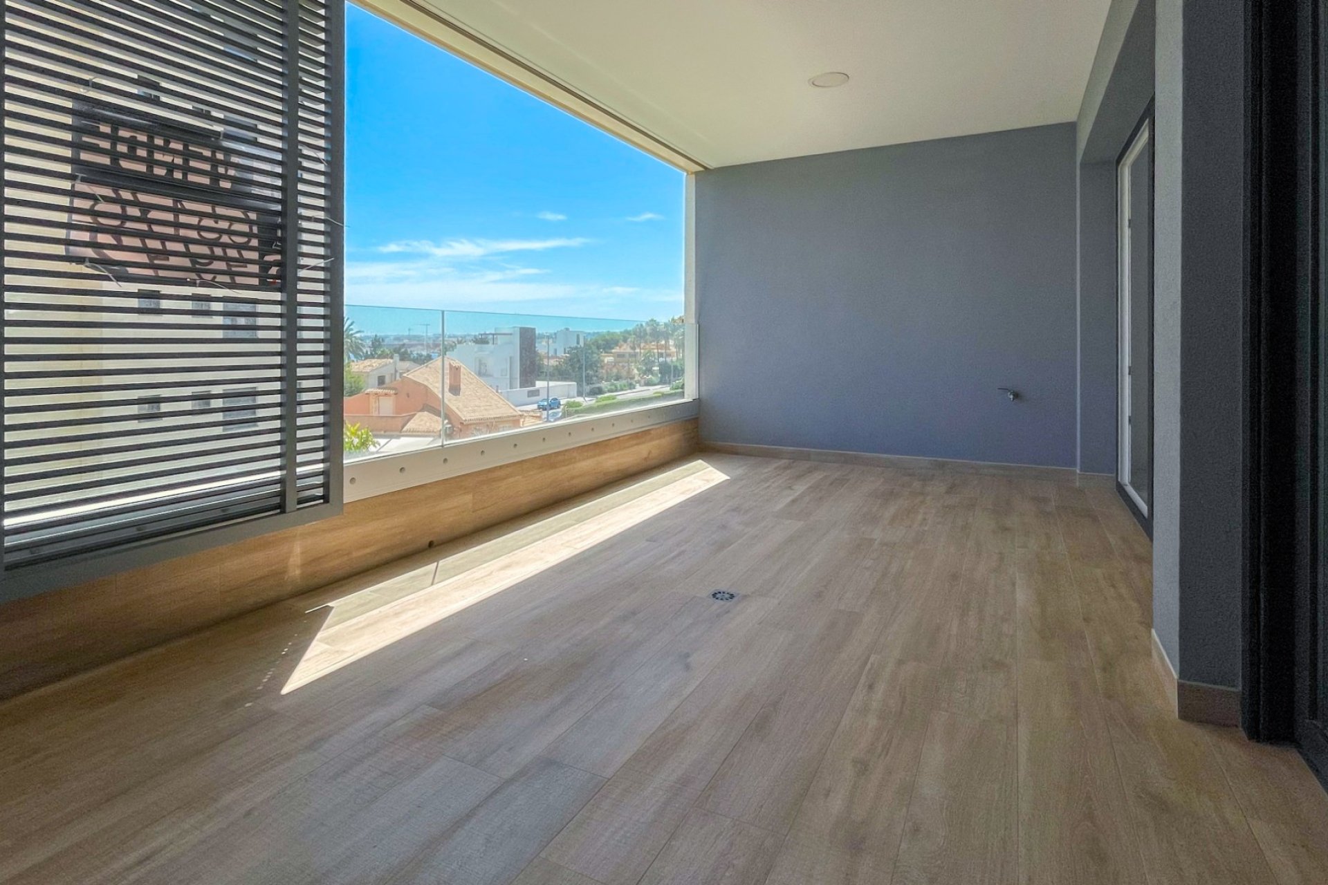 Resale - Apartment  -
Orihuela Costa - Punta Prima