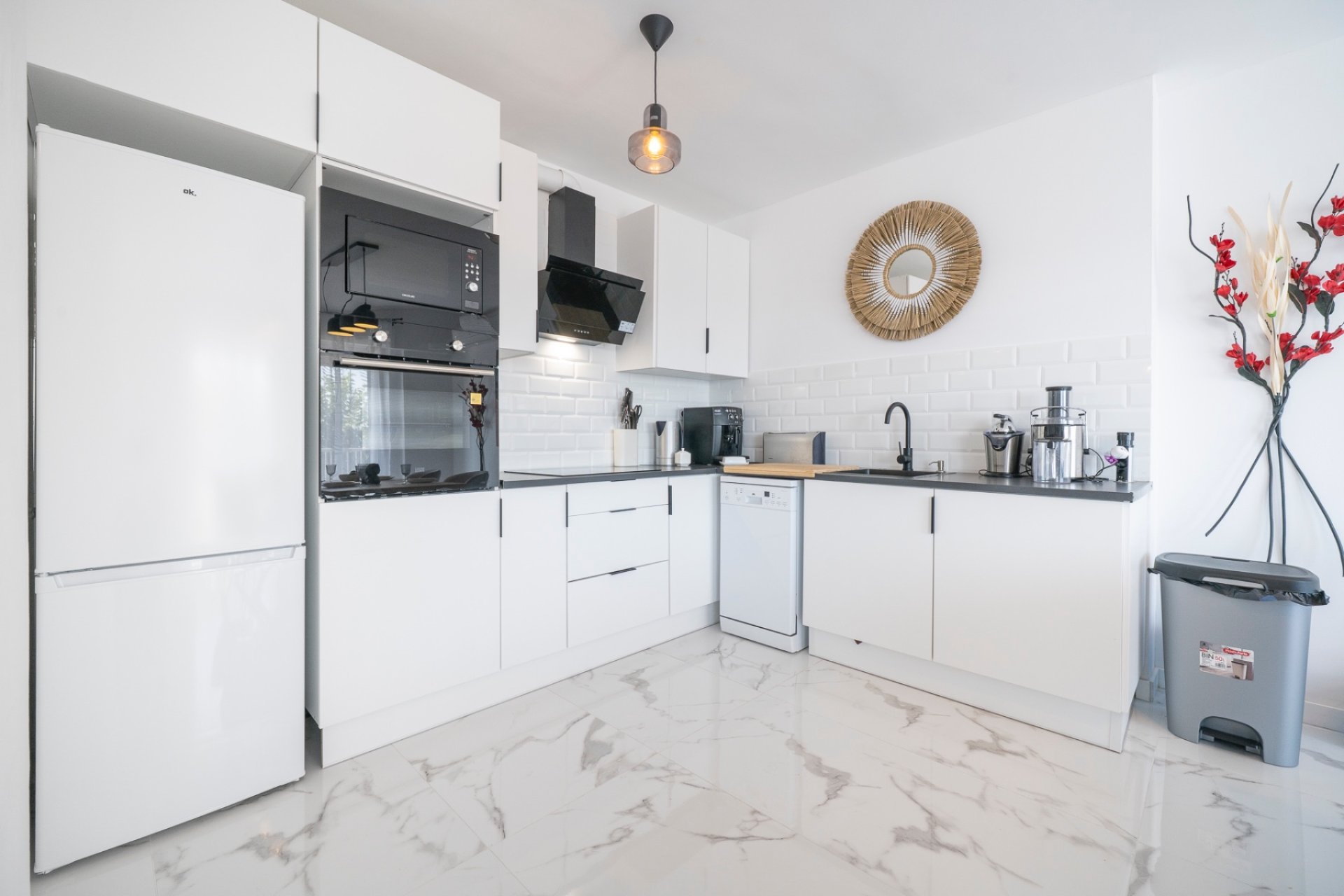 Resale - Apartment  -
Orihuela Costa - Punta Prima