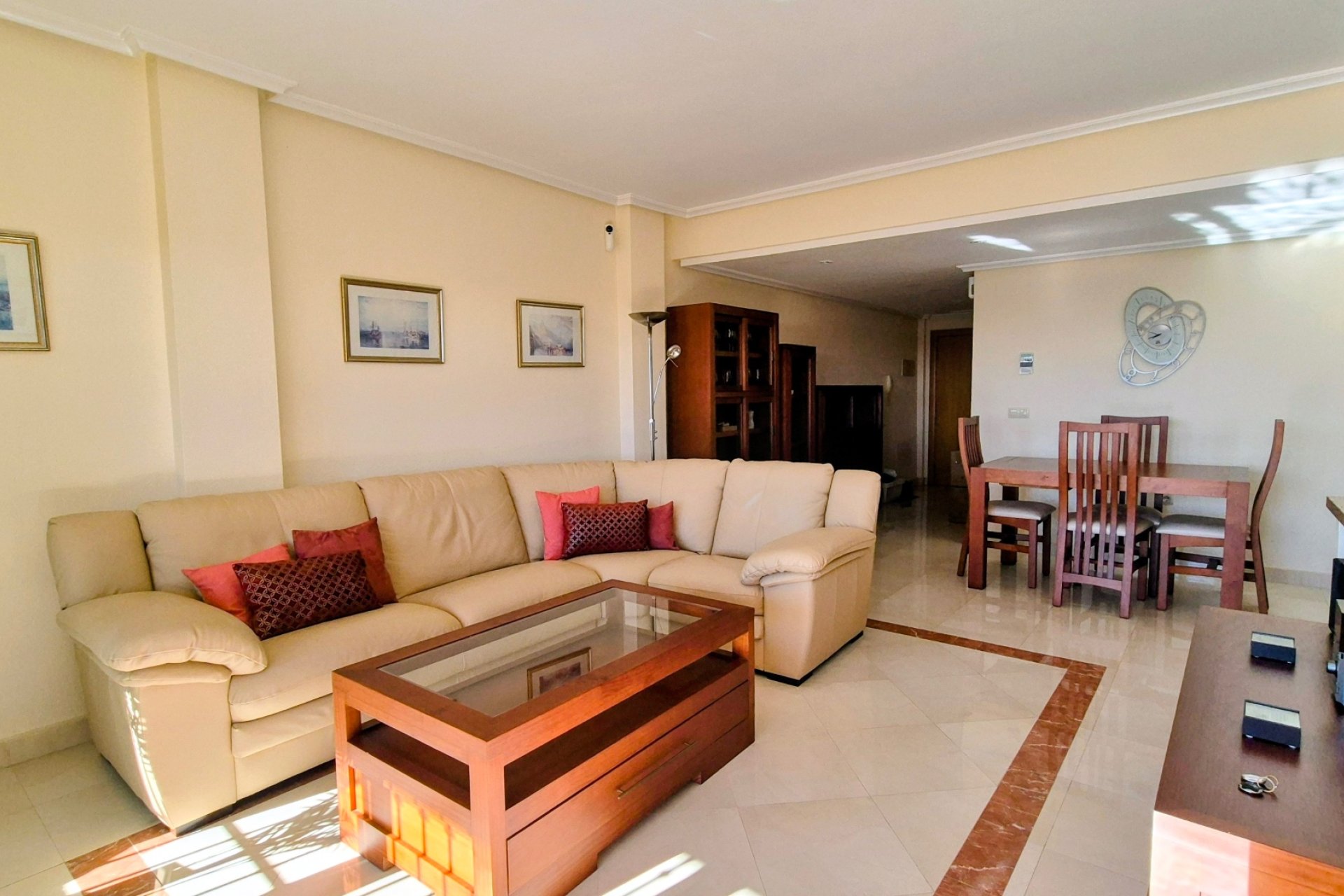 Resale - Apartment  -
Orihuela Costa - Villamartín